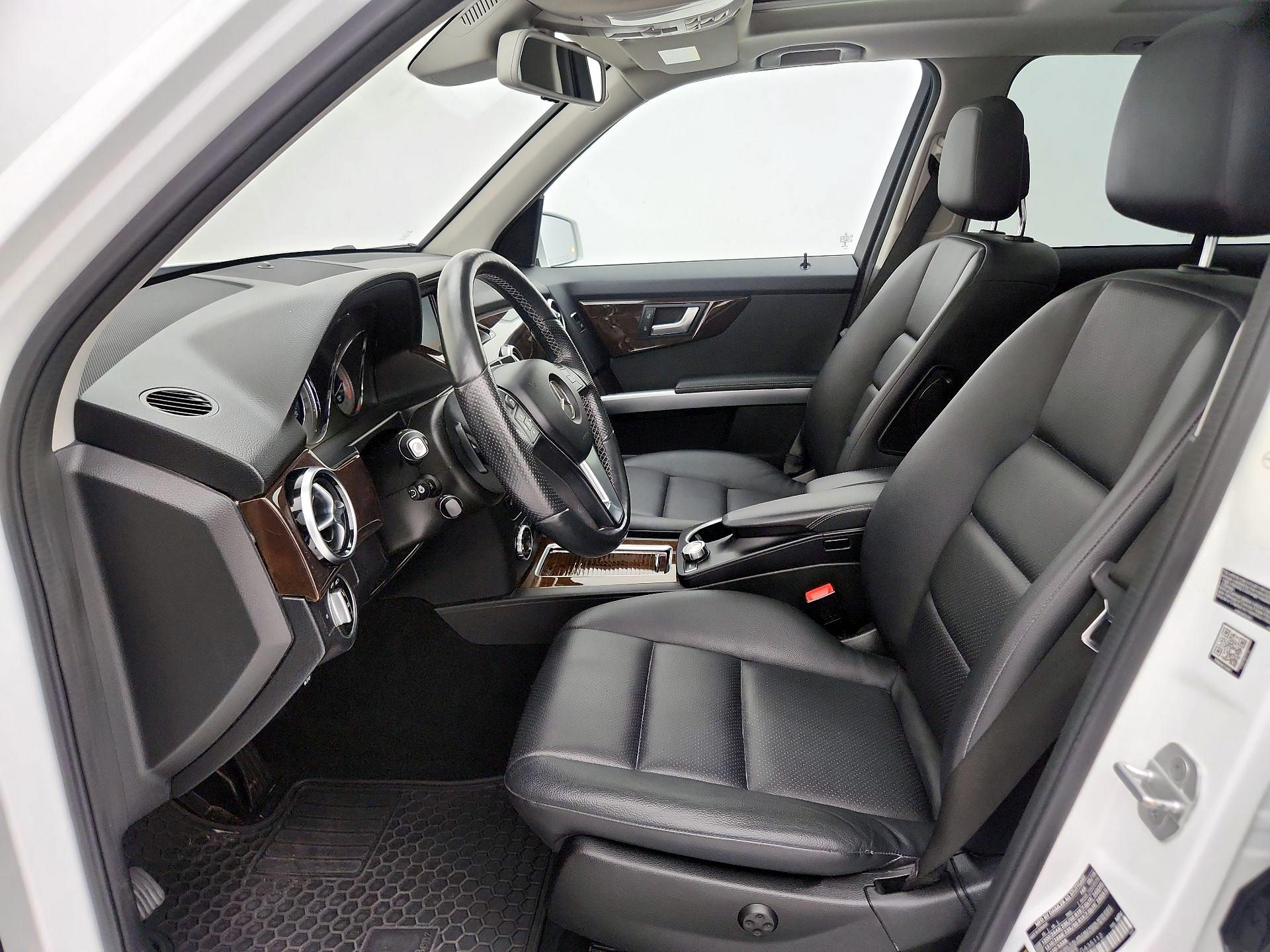 Thumbnail: 2015 Mercedes-Benz GLK - 11