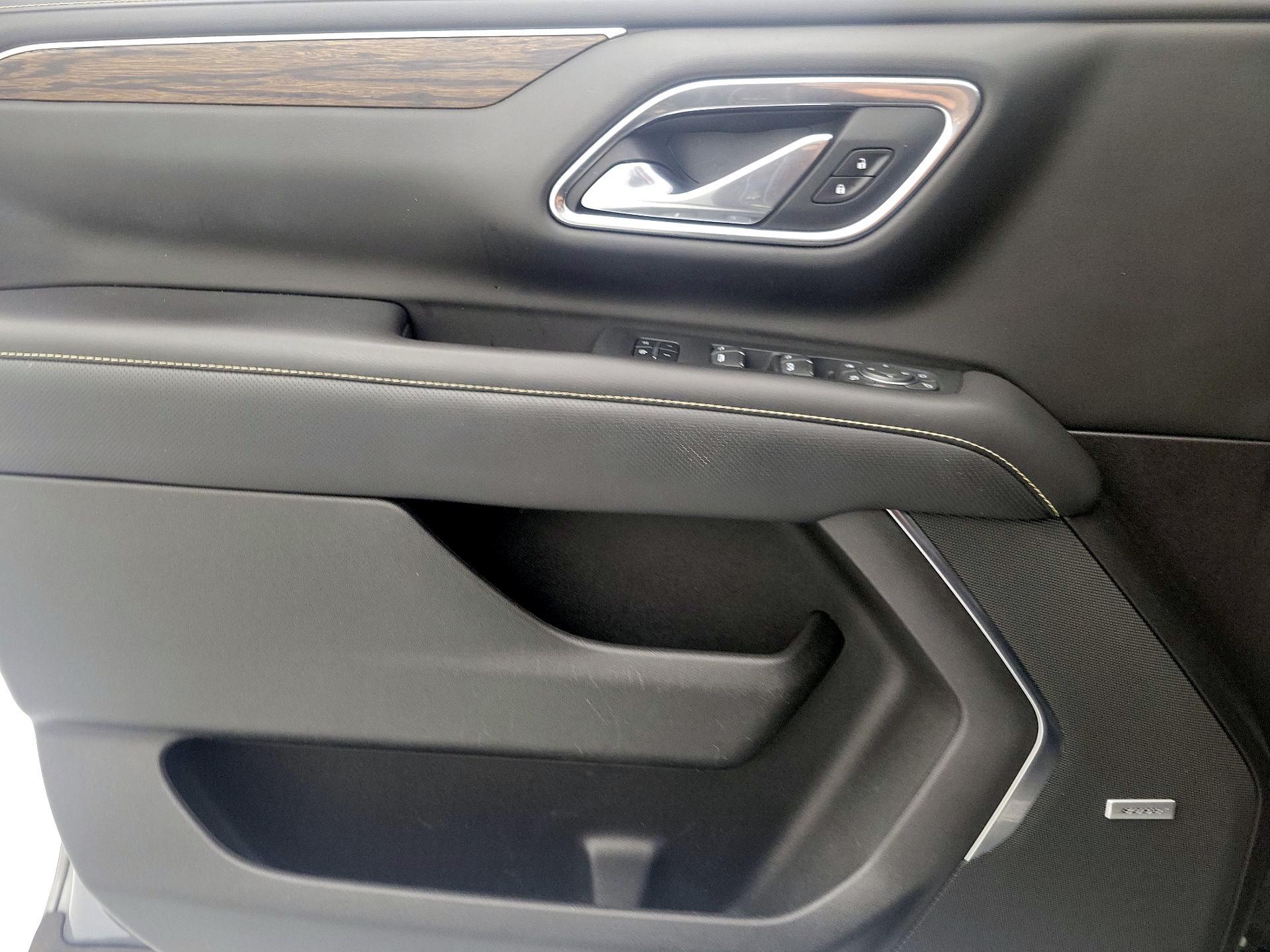 Thumbnail: 2021 Chevrolet Tahoe - 12