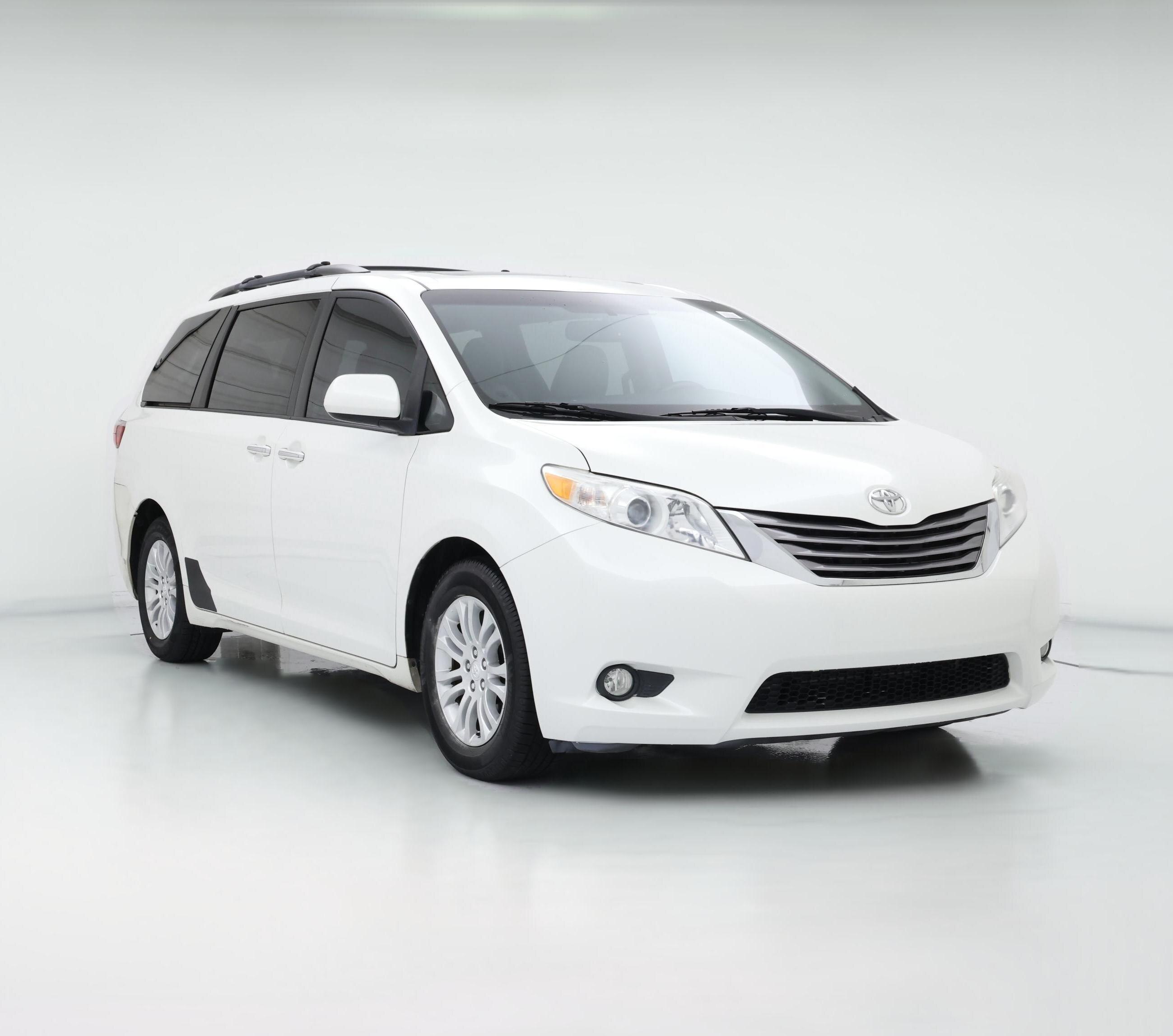 Thumbnail: 2016 Toyota Sienna - 1