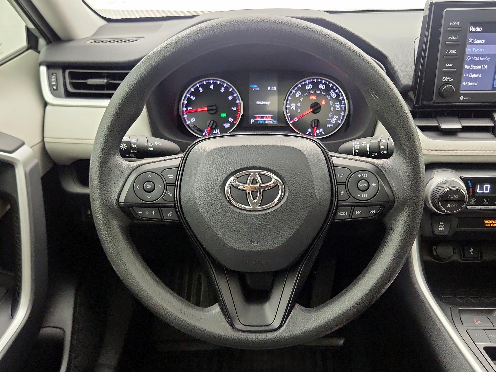 Thumbnail: 2021 Toyota RAV4 - 10