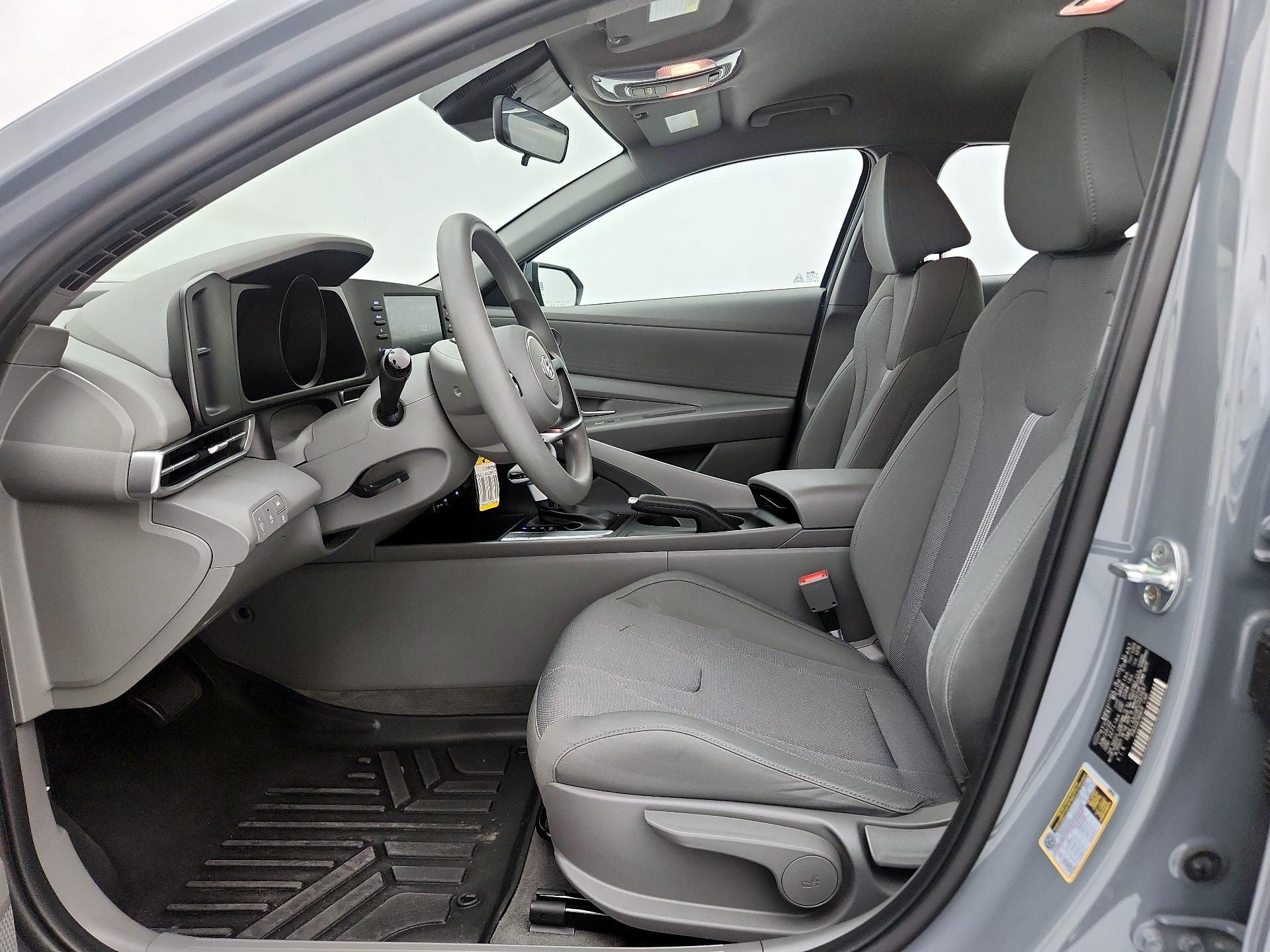 Thumbnail: 2023 Hyundai Elantra - 11