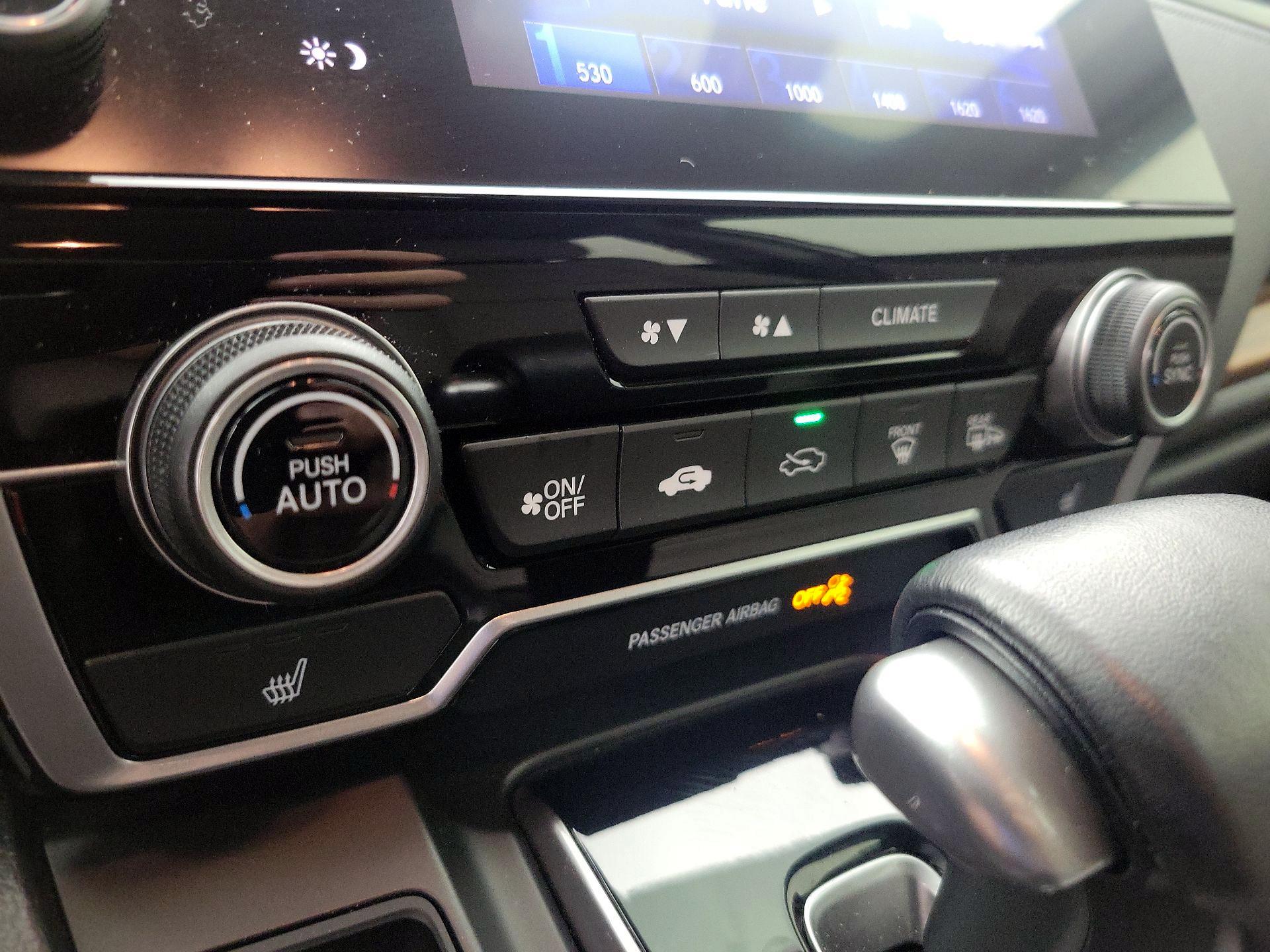 Thumbnail: 2018 Honda CR-V - 17