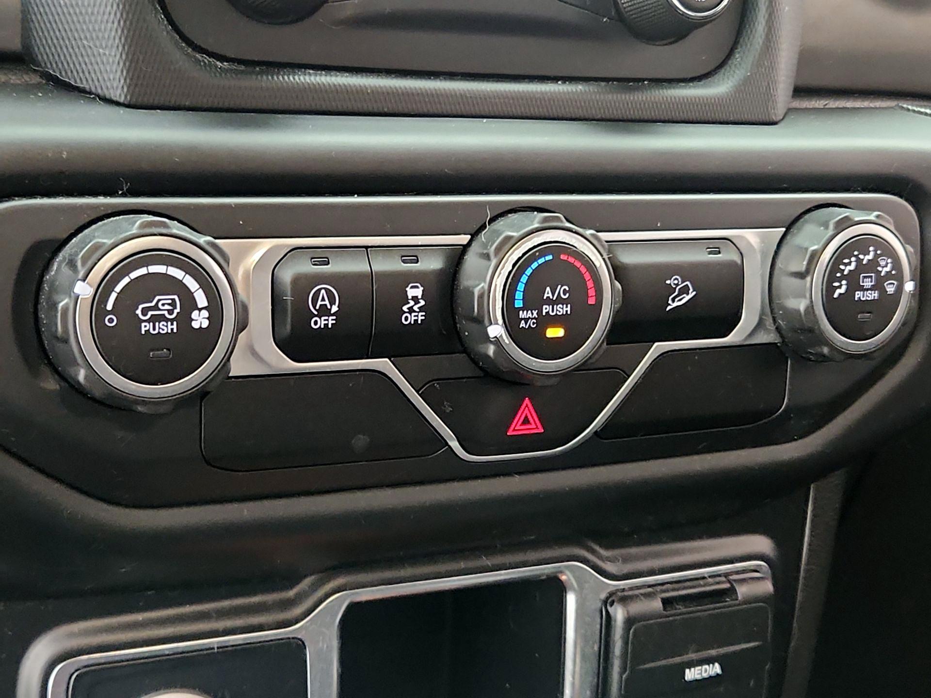 Thumbnail: 2020 Jeep Wrangler - 16