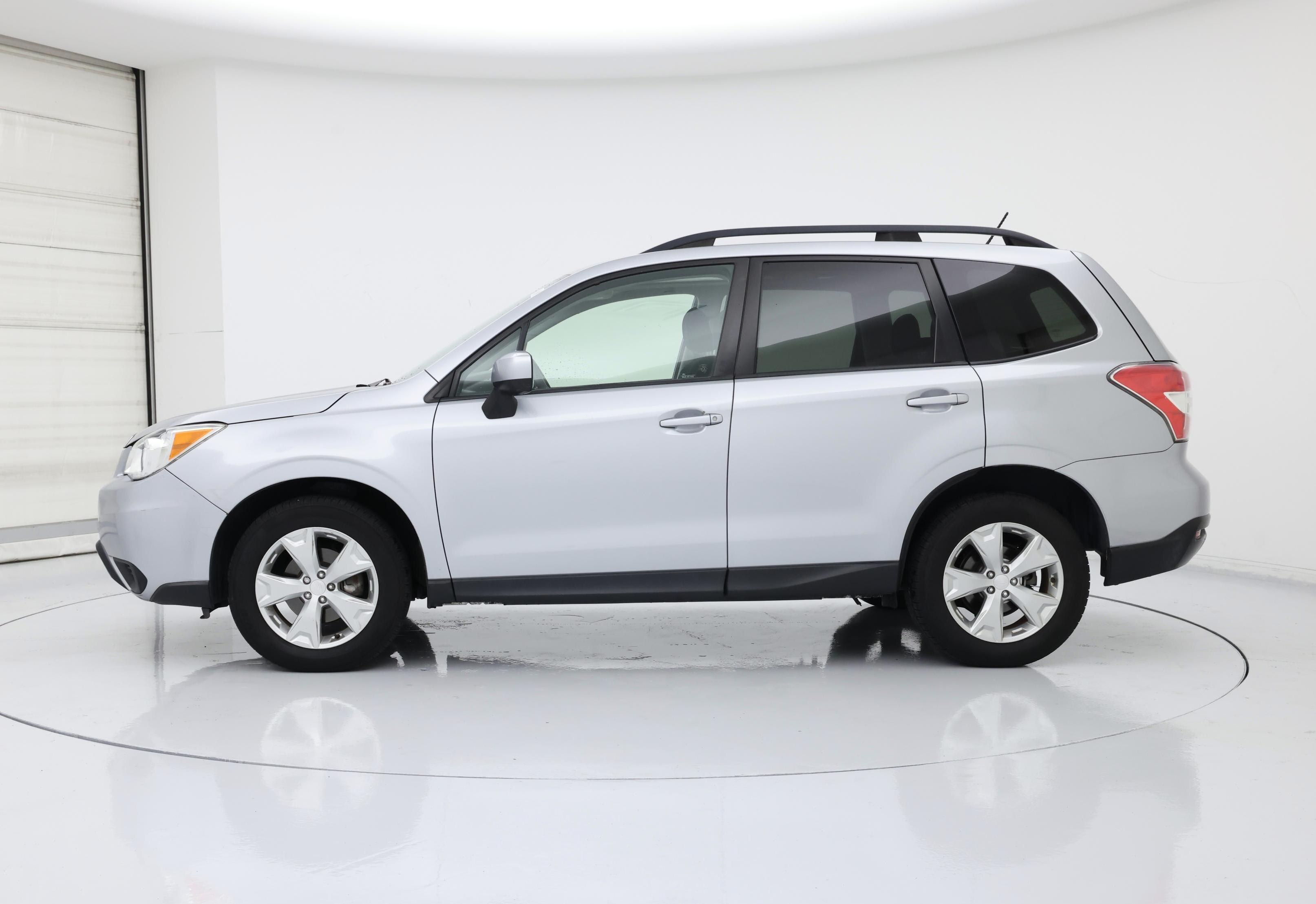 Thumbnail: 2015 Subaru Forester - 3