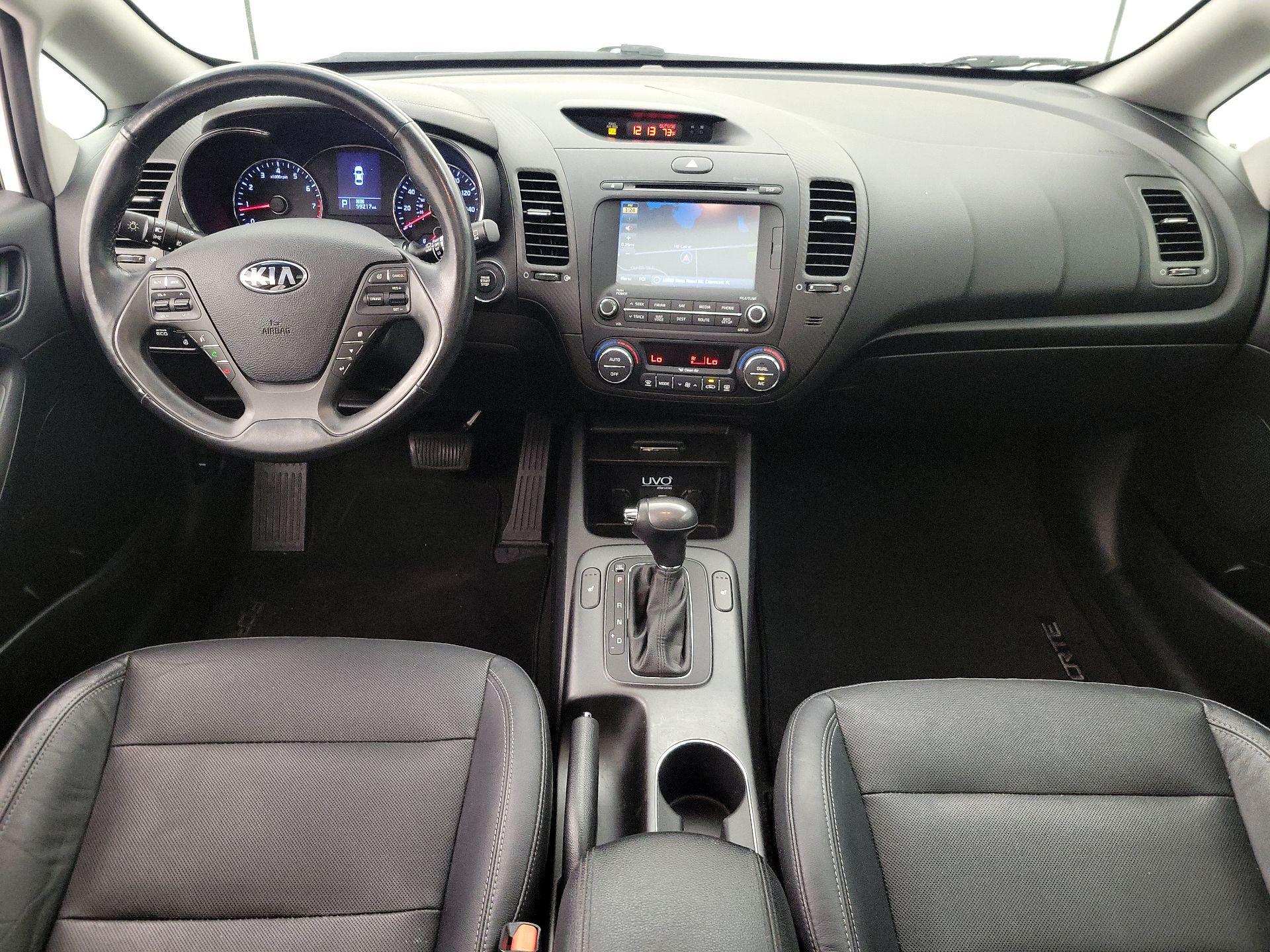 Thumbnail: 2016 Kia Forte - 9