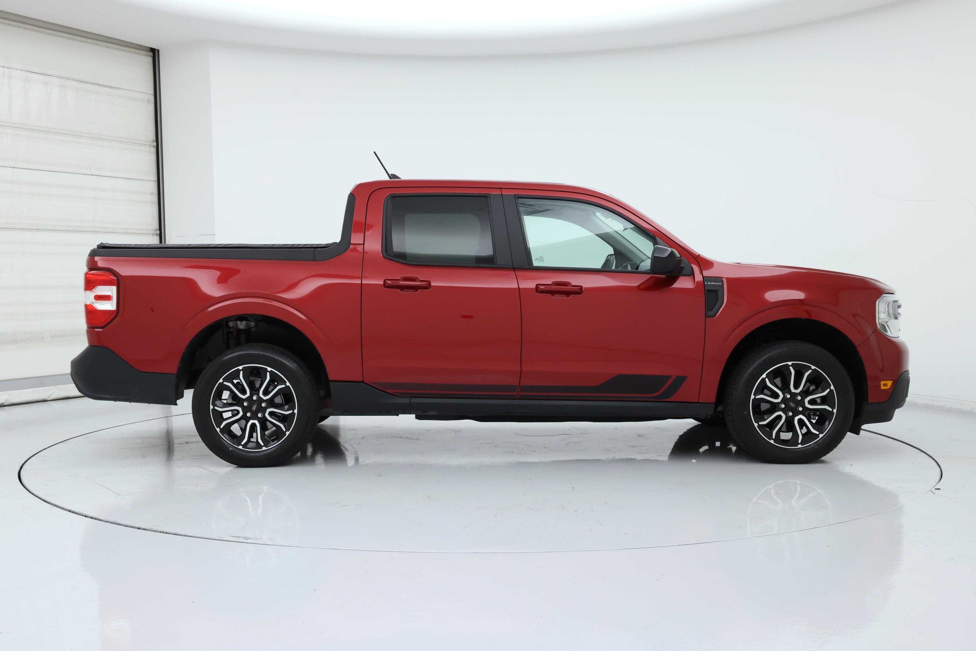 Thumbnail: 2022 Ford Maverick - 7
