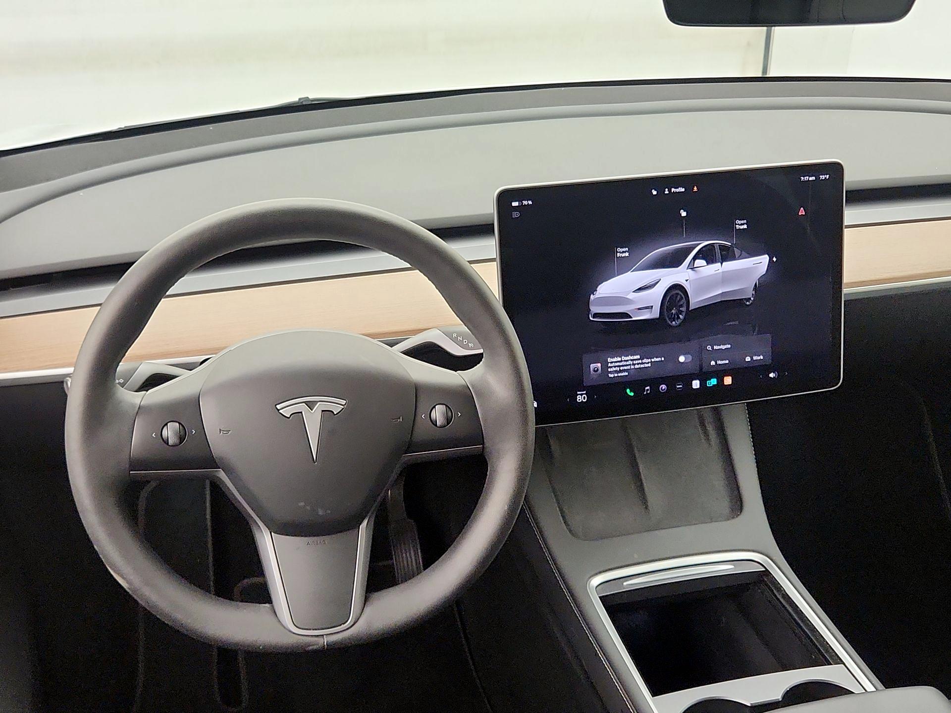 Thumbnail: 2023 Tesla Model Y - 10