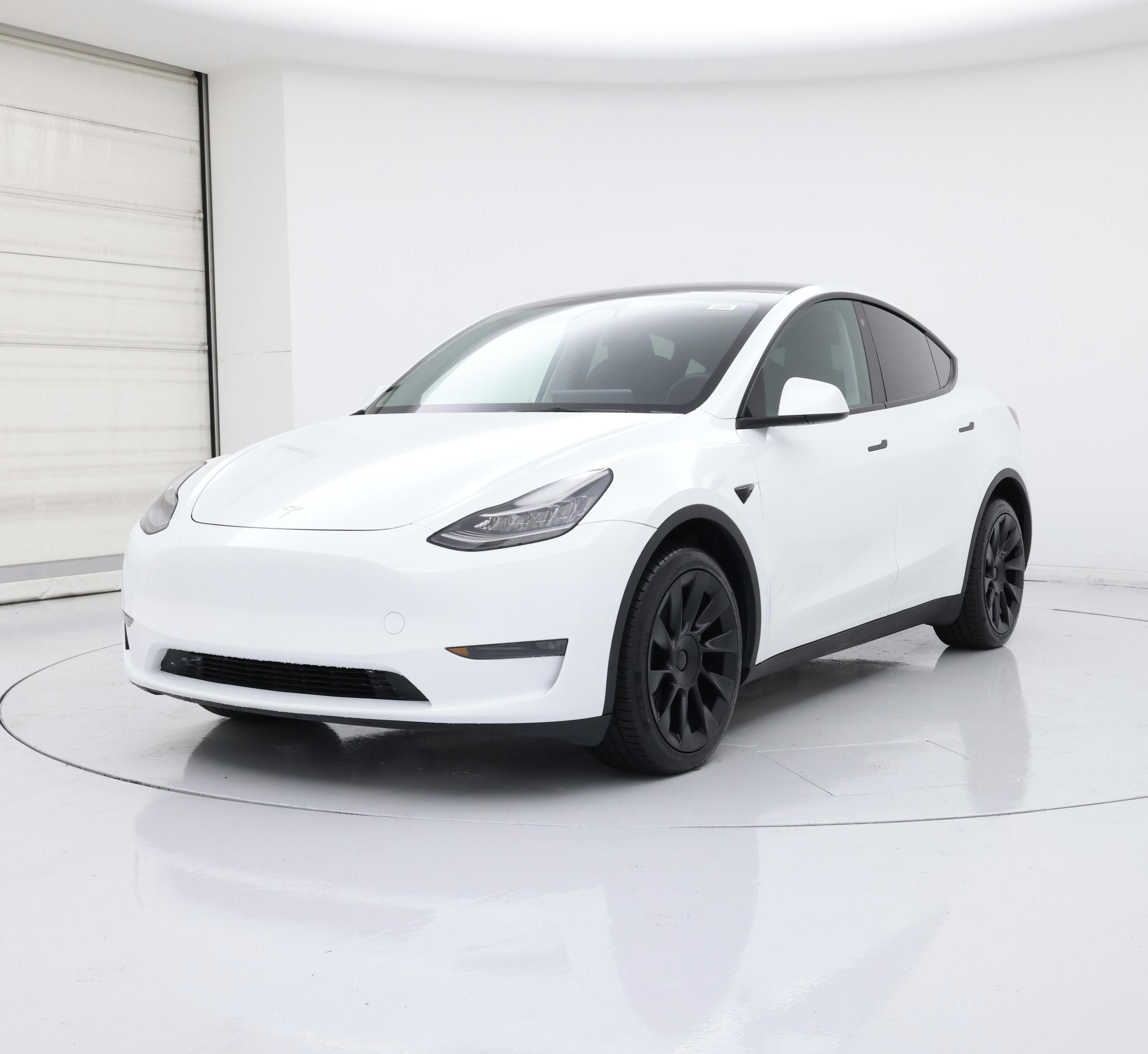 Thumbnail: 2023 Tesla Model Y - 4