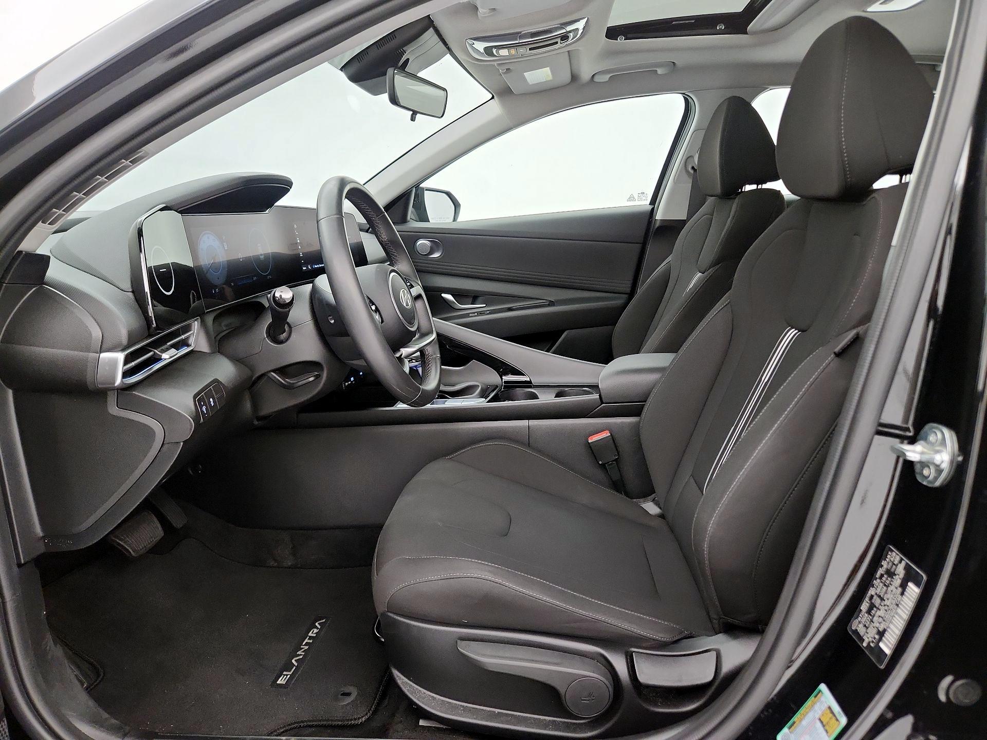 Thumbnail: 2024 Hyundai Elantra - 11
