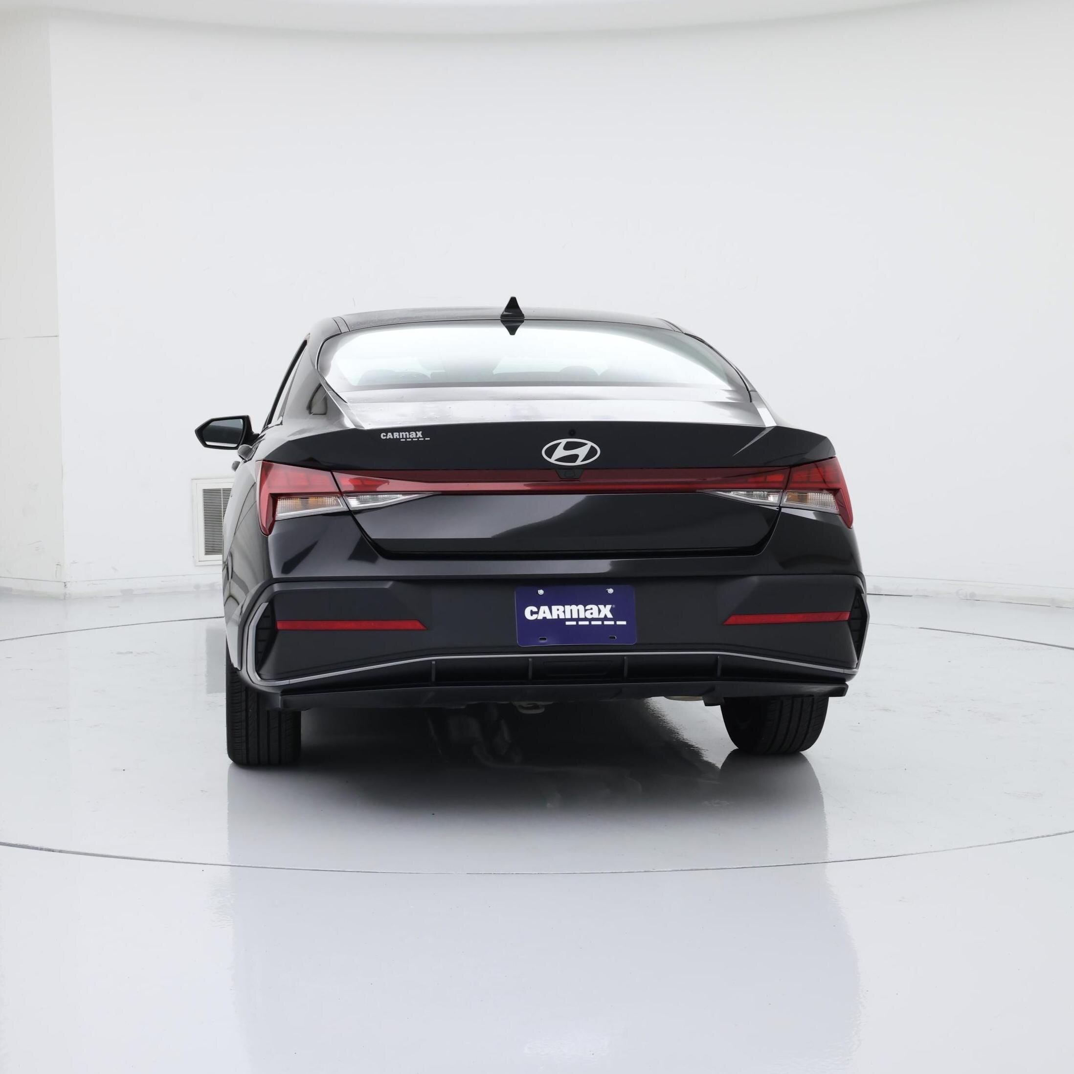 Thumbnail: 2024 Hyundai Elantra - 6