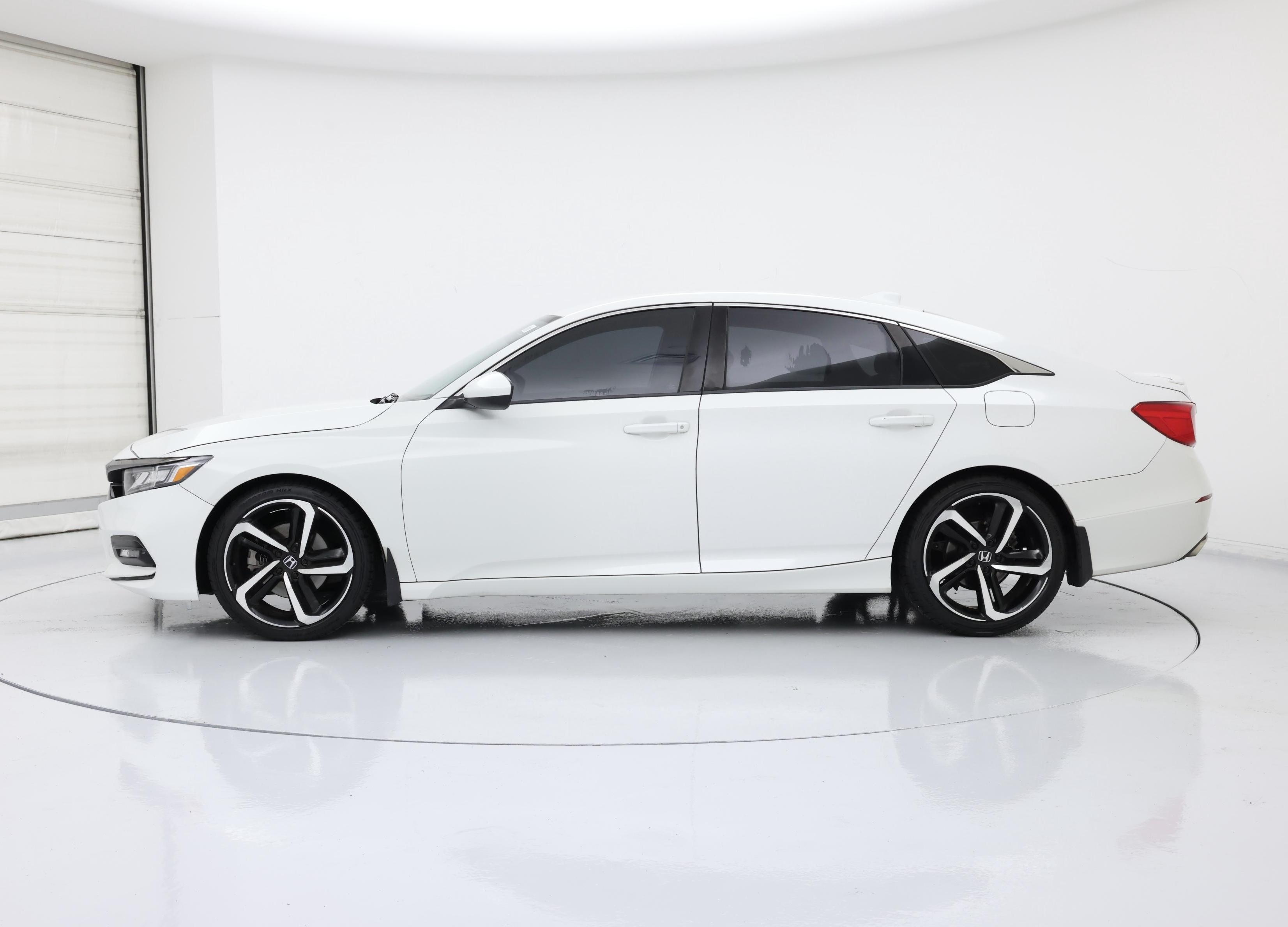 Thumbnail: 2018 Honda Accord - 3