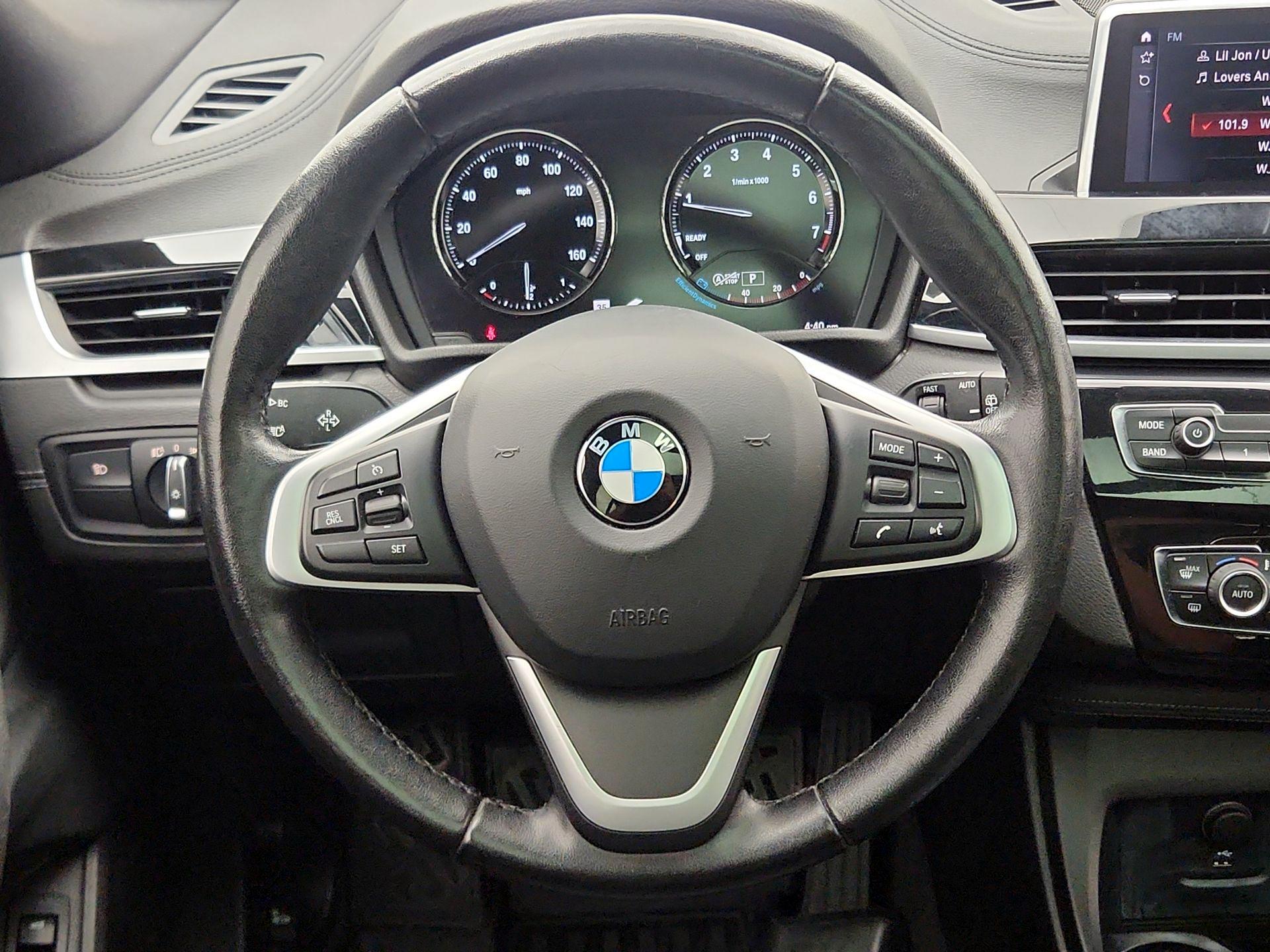 Thumbnail: 2022 BMW X2 - 10
