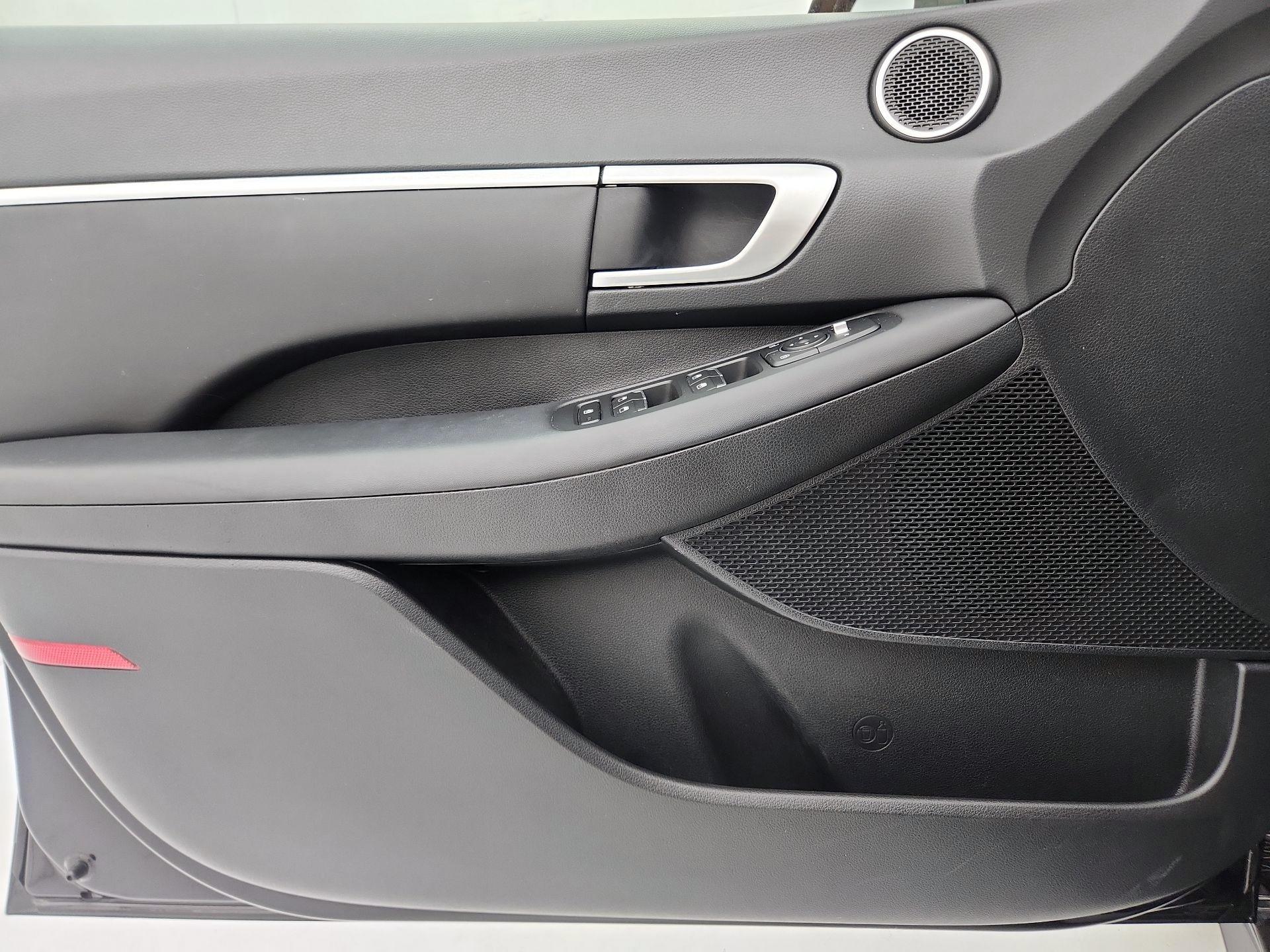 Thumbnail: 2021 Hyundai Sonata - 12