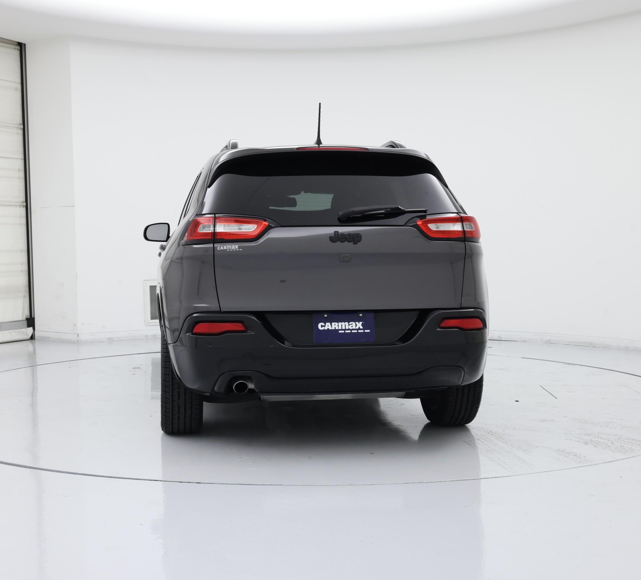 Thumbnail: 2018 Jeep Cherokee - 6