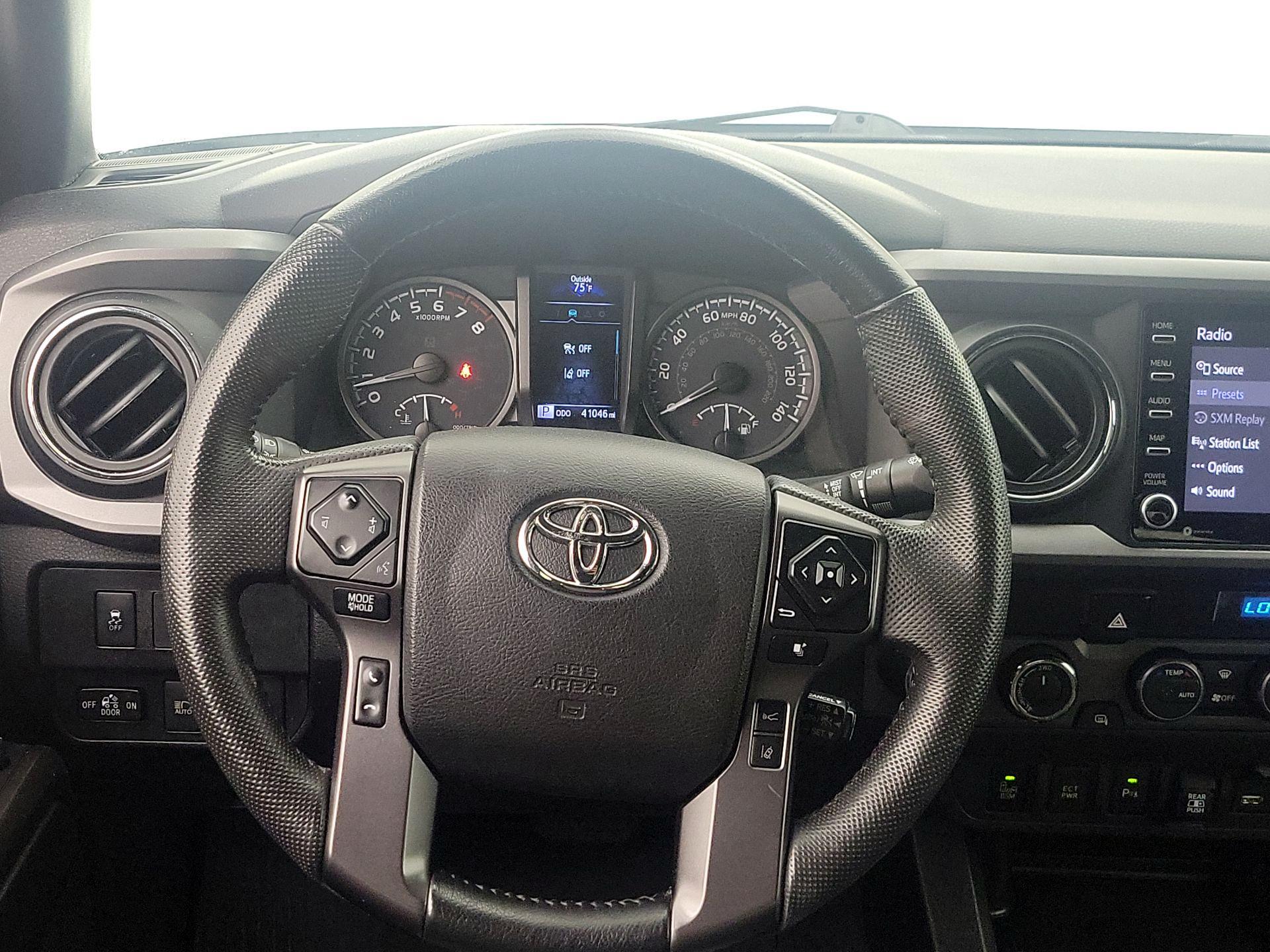Thumbnail: 2022 Toyota Tacoma - 10