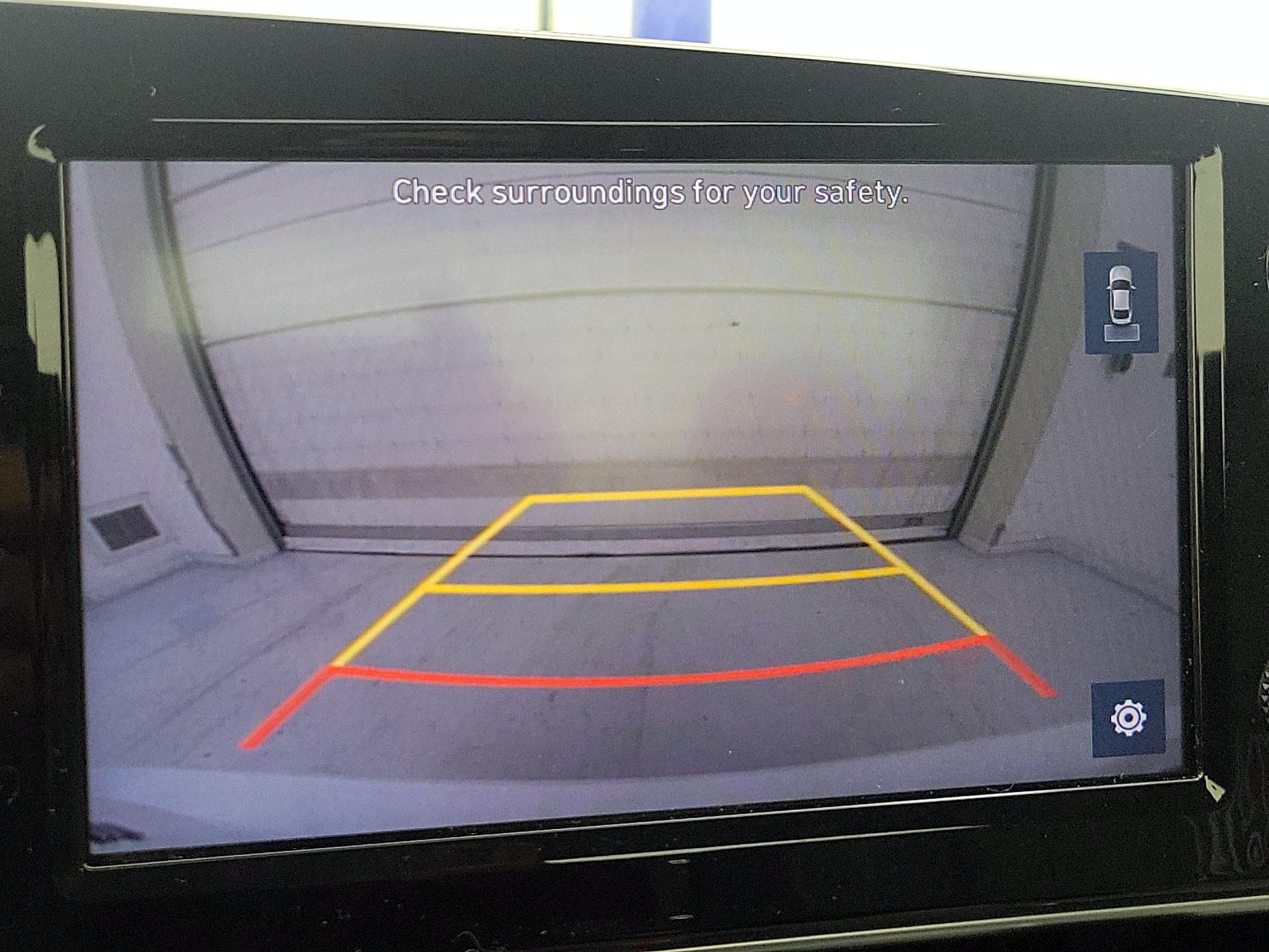 Thumbnail: 2022 Hyundai Elantra - 14