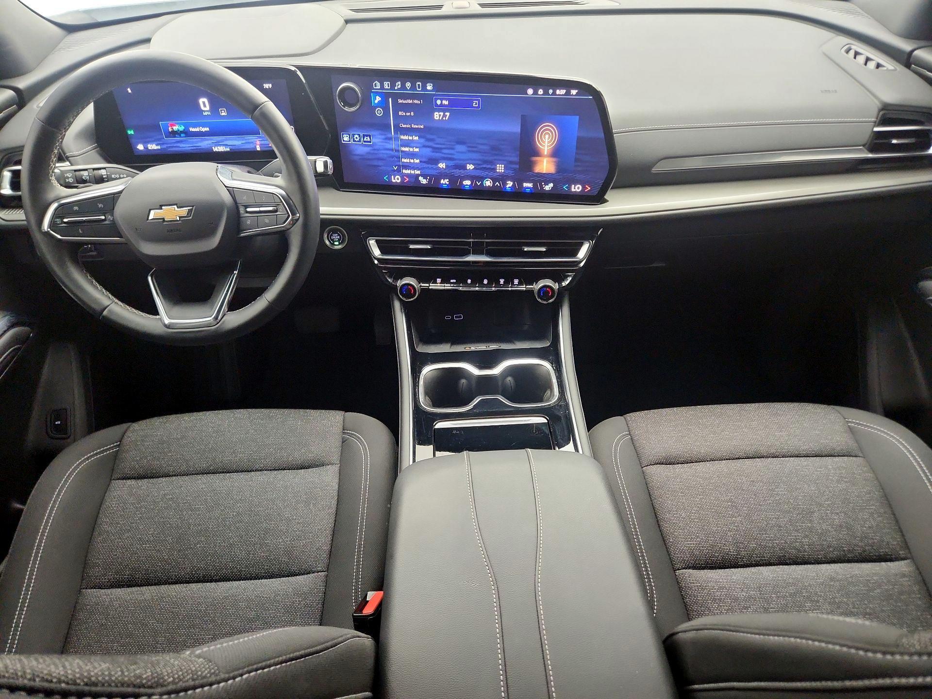 Thumbnail: 2024 Chevrolet Traverse - 9