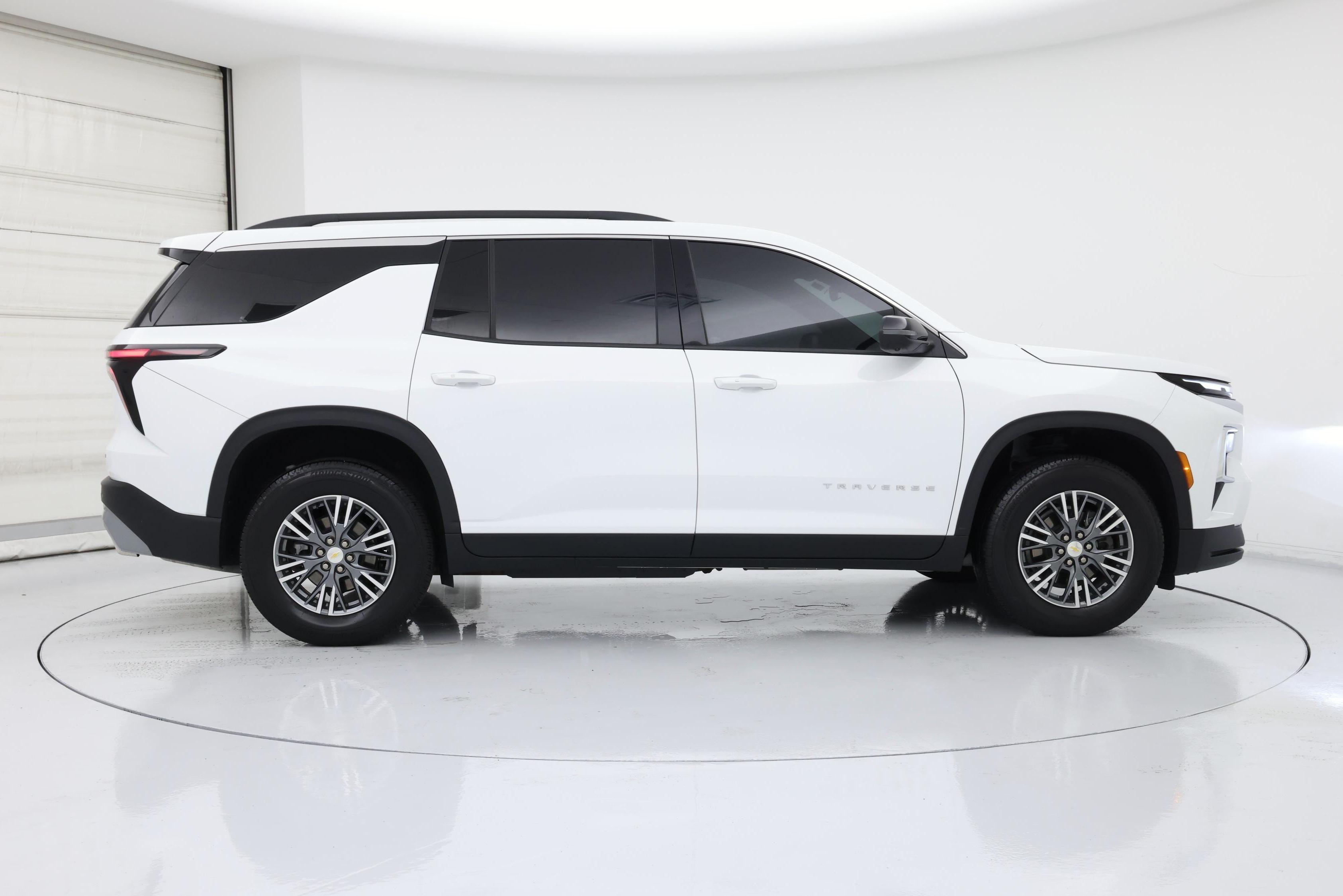 Thumbnail: 2024 Chevrolet Traverse - 7
