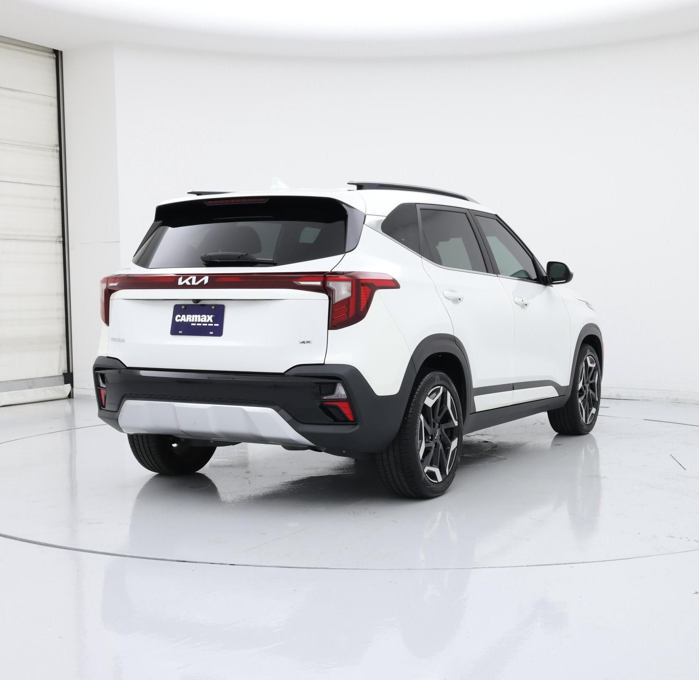 Thumbnail: 2024 Kia Seltos - 8