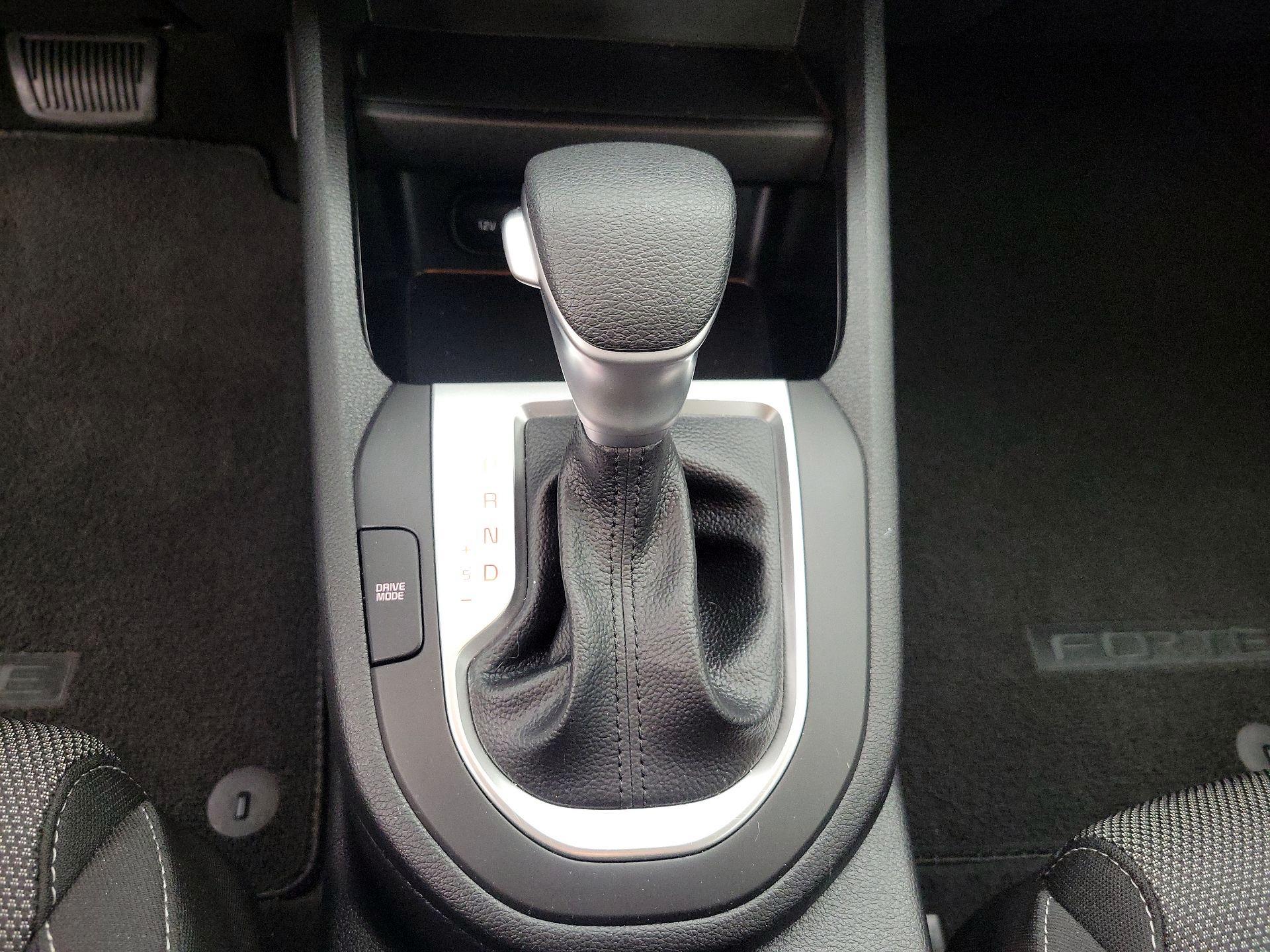 Thumbnail: 2024 Kia Forte - 17