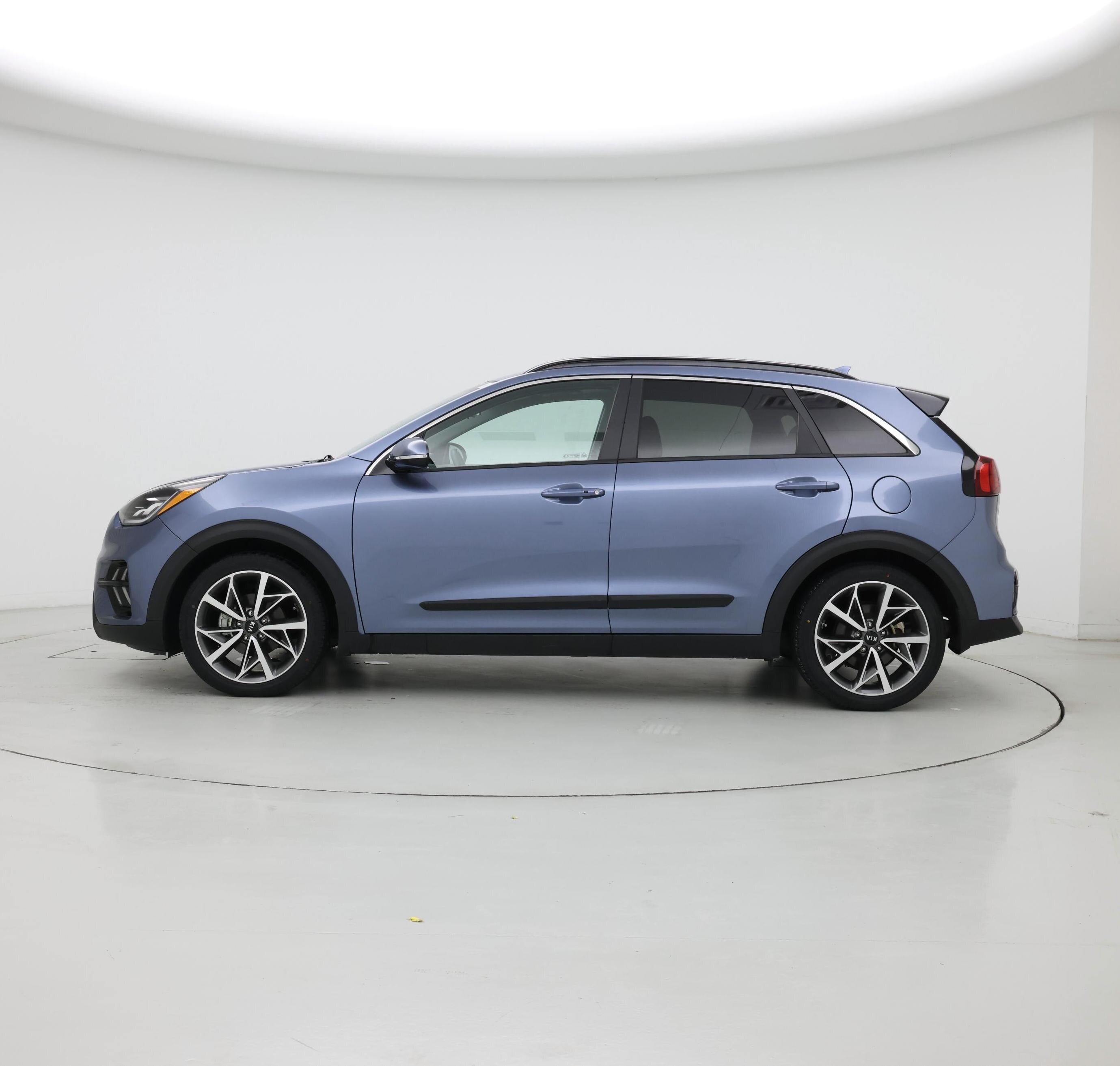 Thumbnail: 2020 Kia Niro - 3