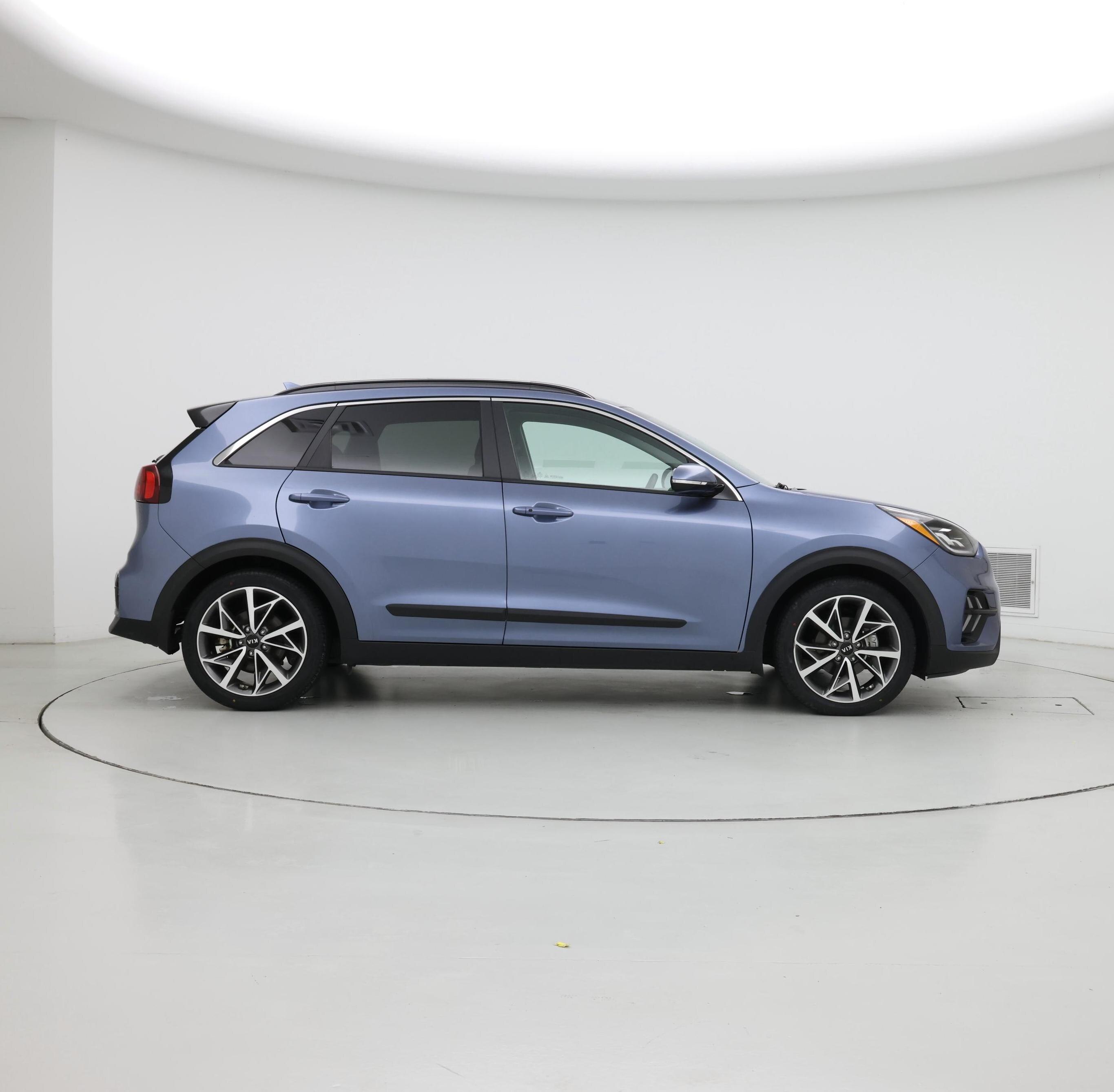 Thumbnail: 2020 Kia Niro - 7