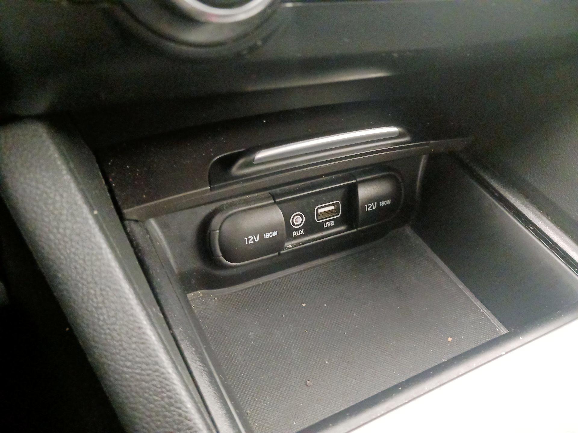 Thumbnail: 2019 Kia Optima - 18
