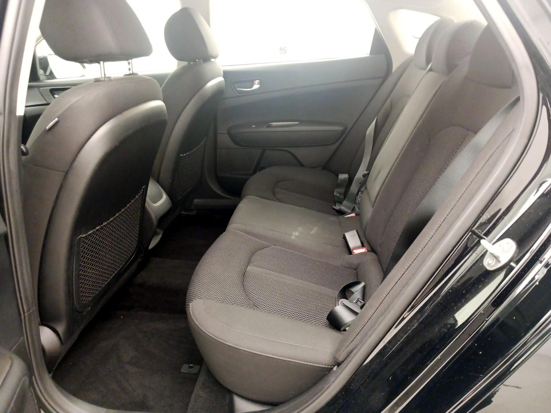 Thumbnail: 2019 Kia Optima - 19