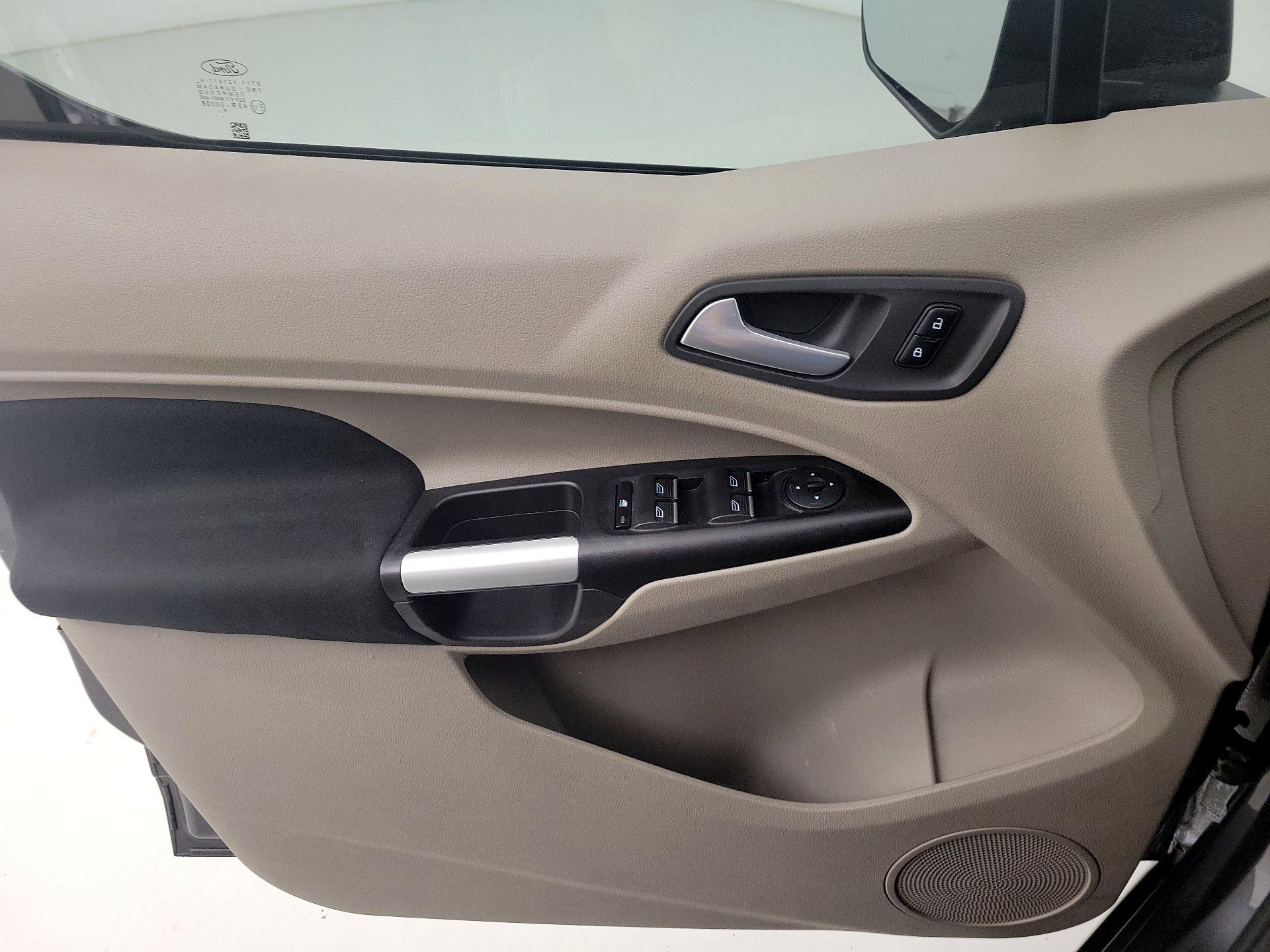 Thumbnail: 2015 Ford Transit Series - 12