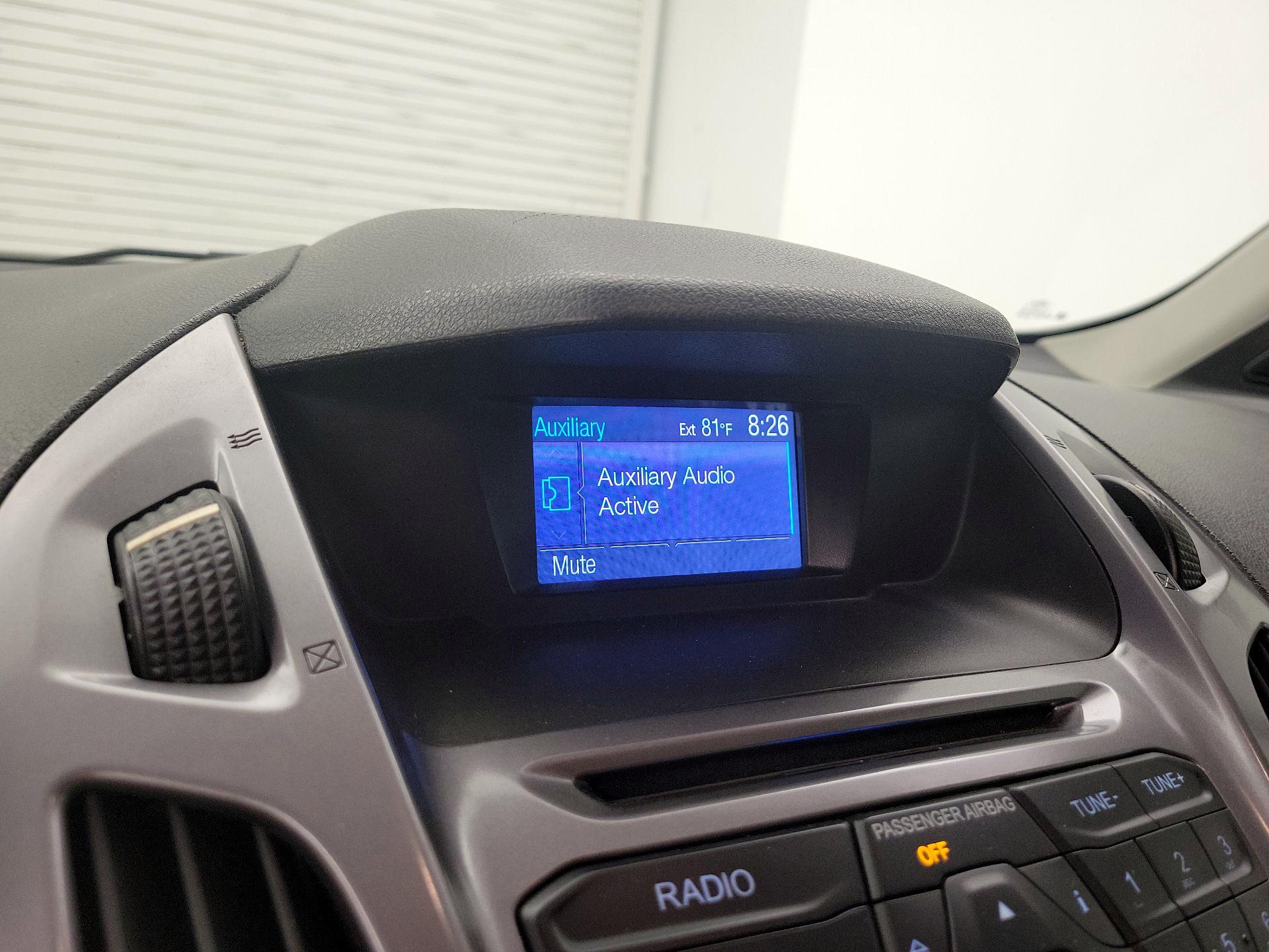 Thumbnail: 2015 Ford Transit Series - 15