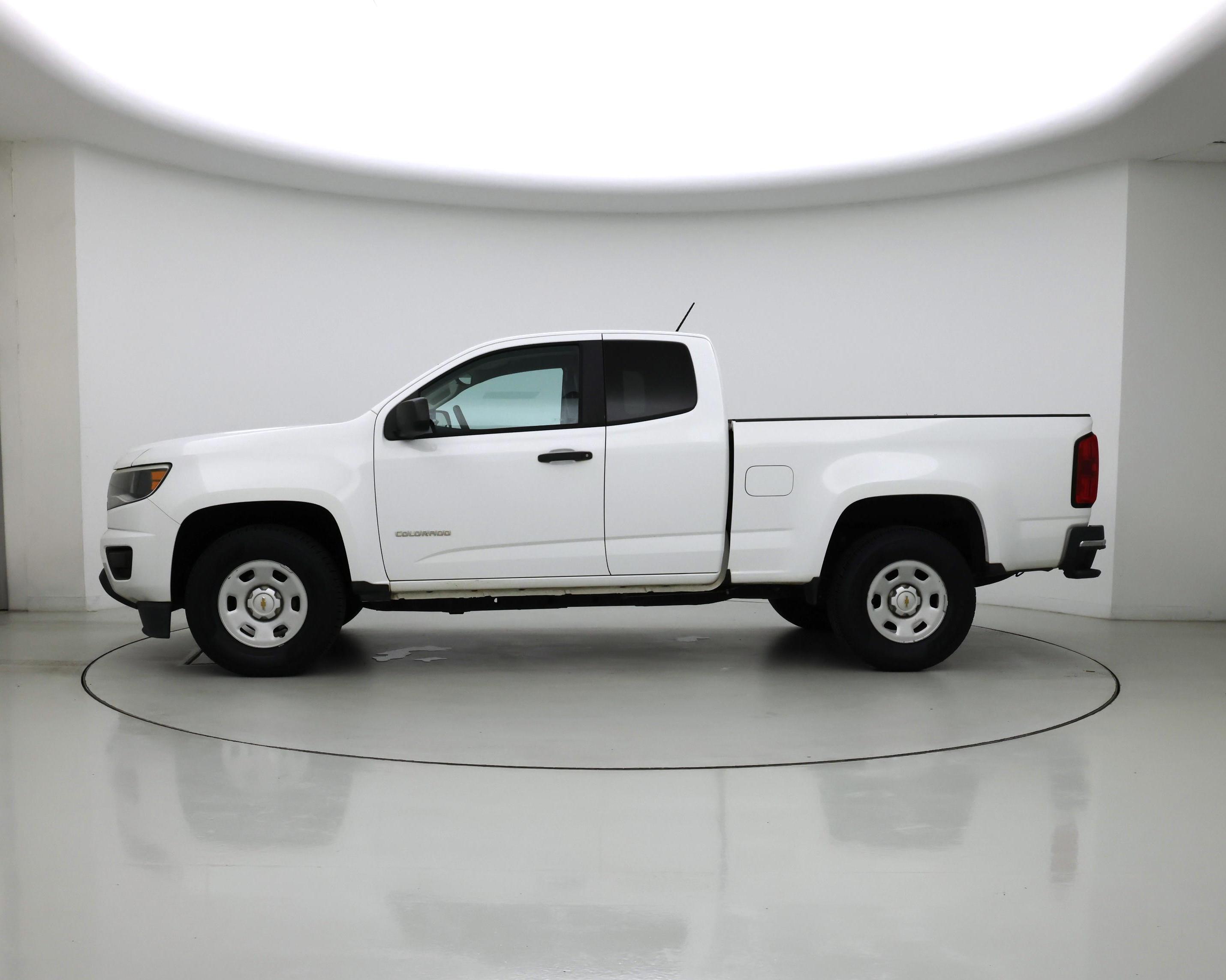 Thumbnail: 2016 Chevrolet Colorado - 3