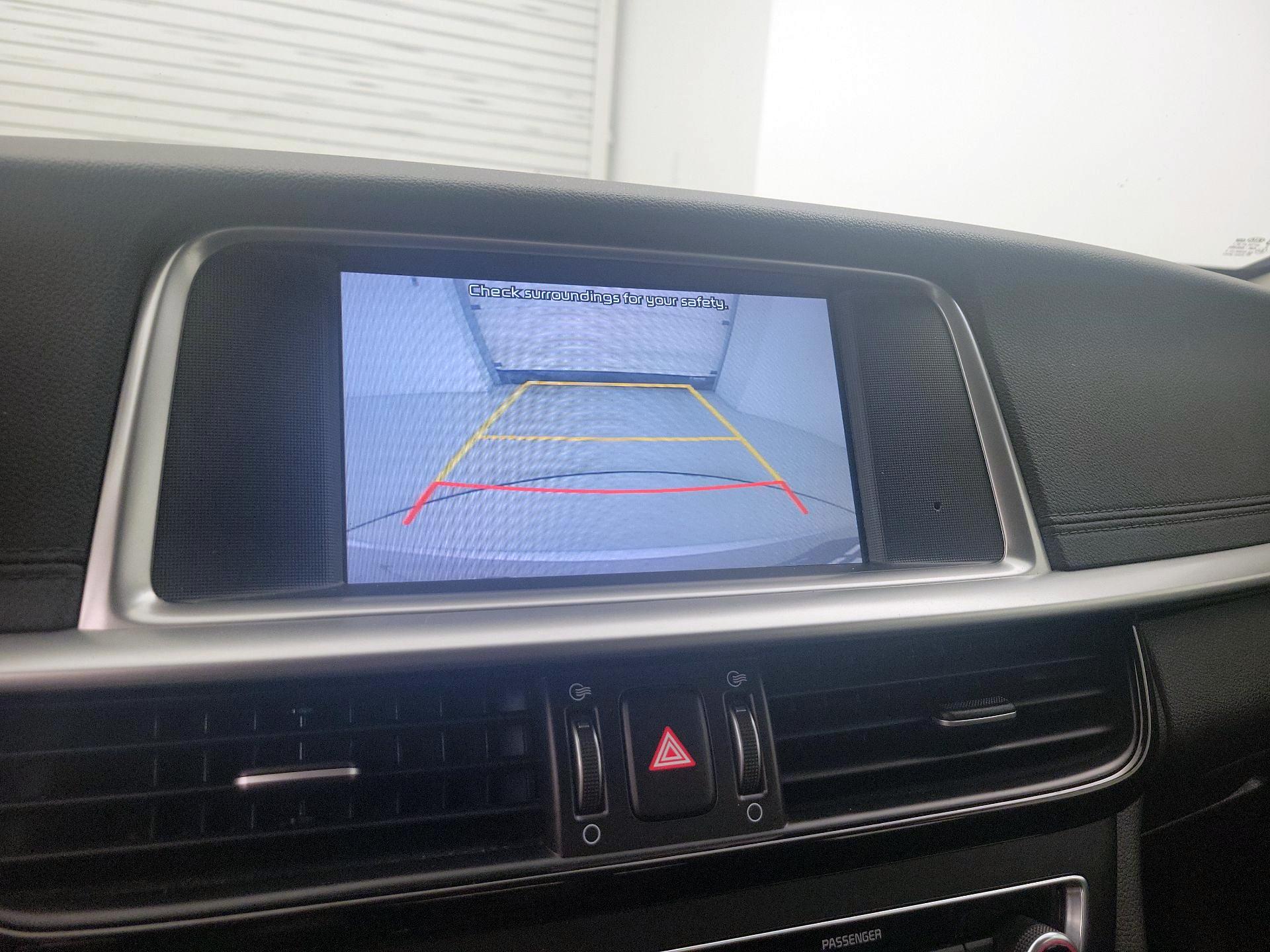 Thumbnail: 2019 Kia Optima - 14