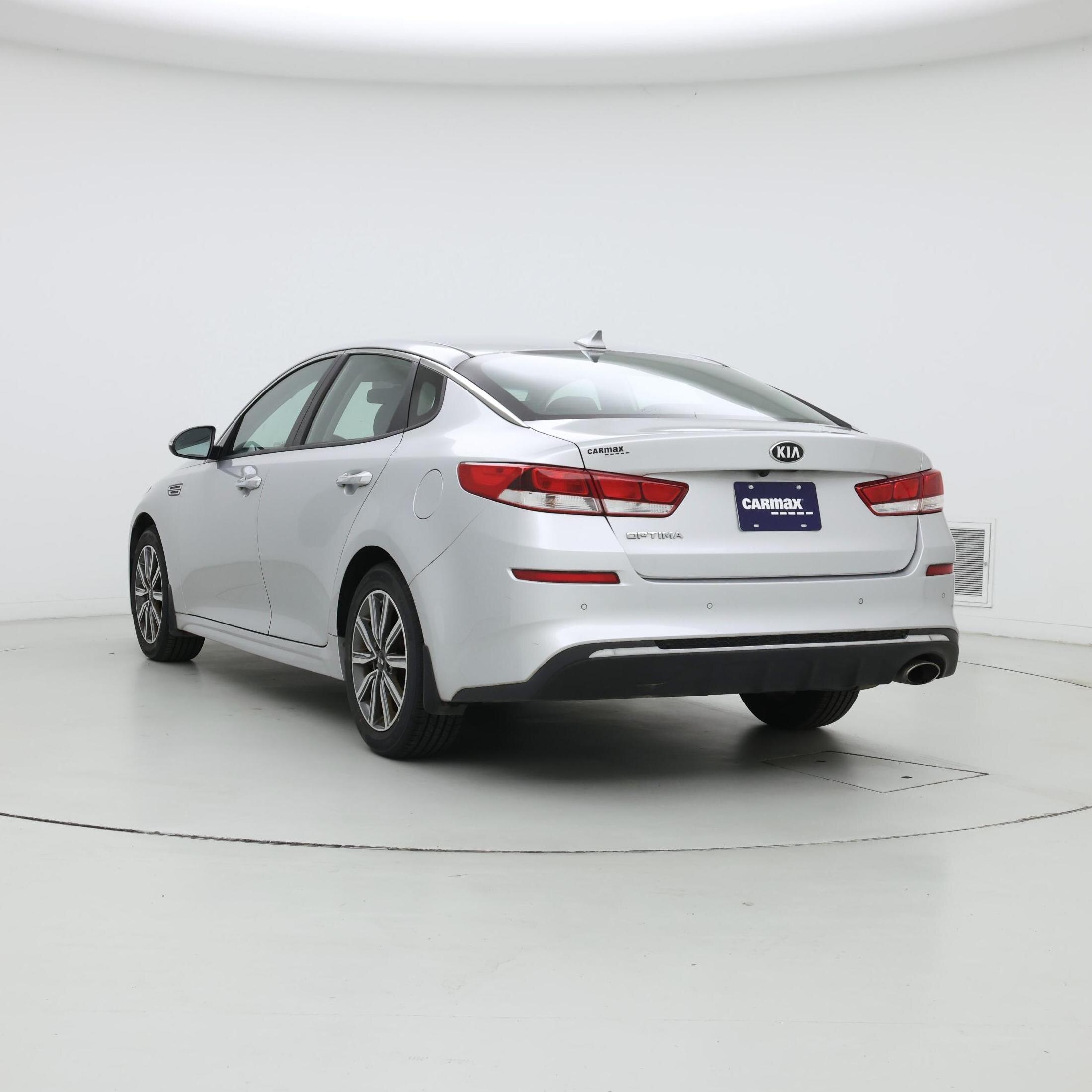 Thumbnail: 2019 Kia Optima - 2