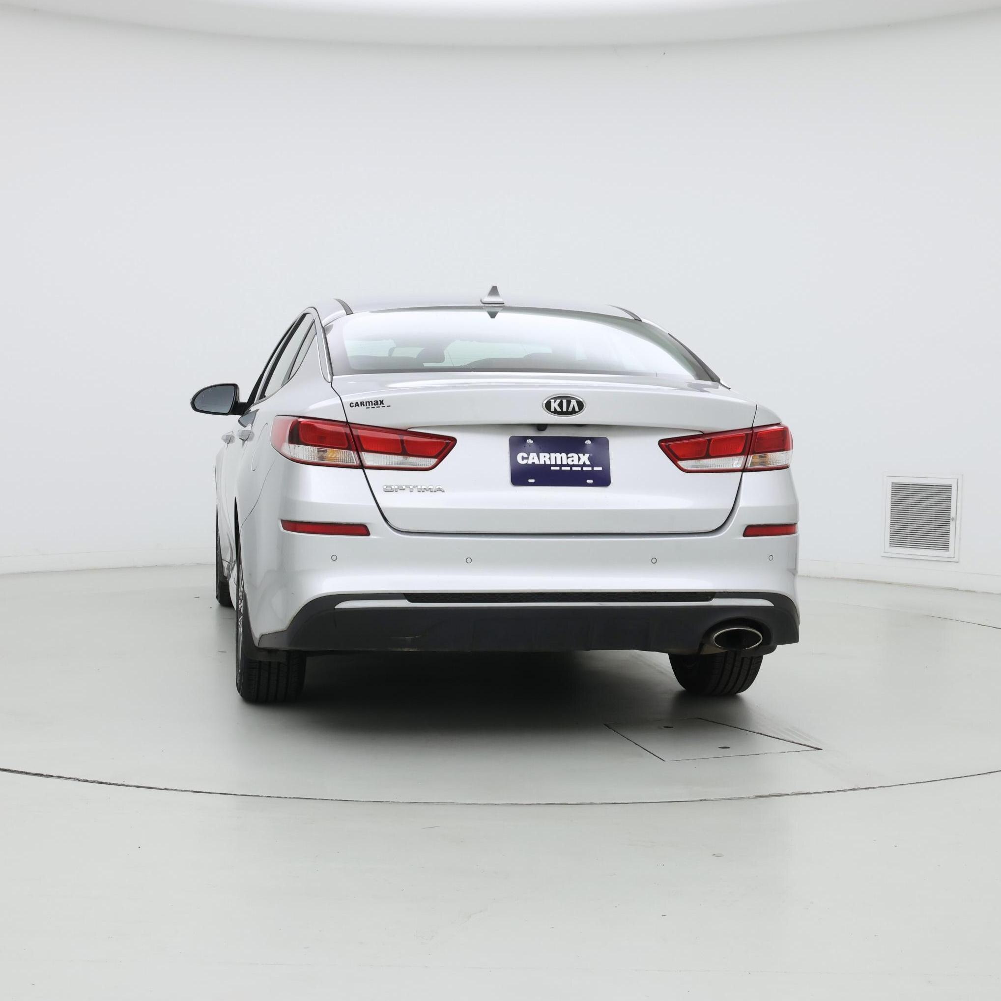 Thumbnail: 2019 Kia Optima - 6