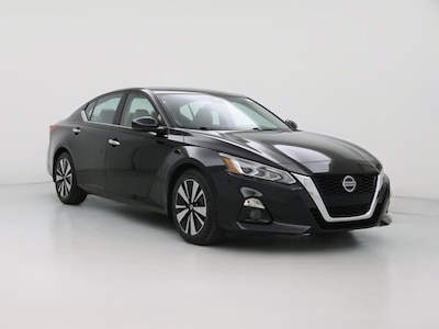 Black 2019 Nissan Altima SL