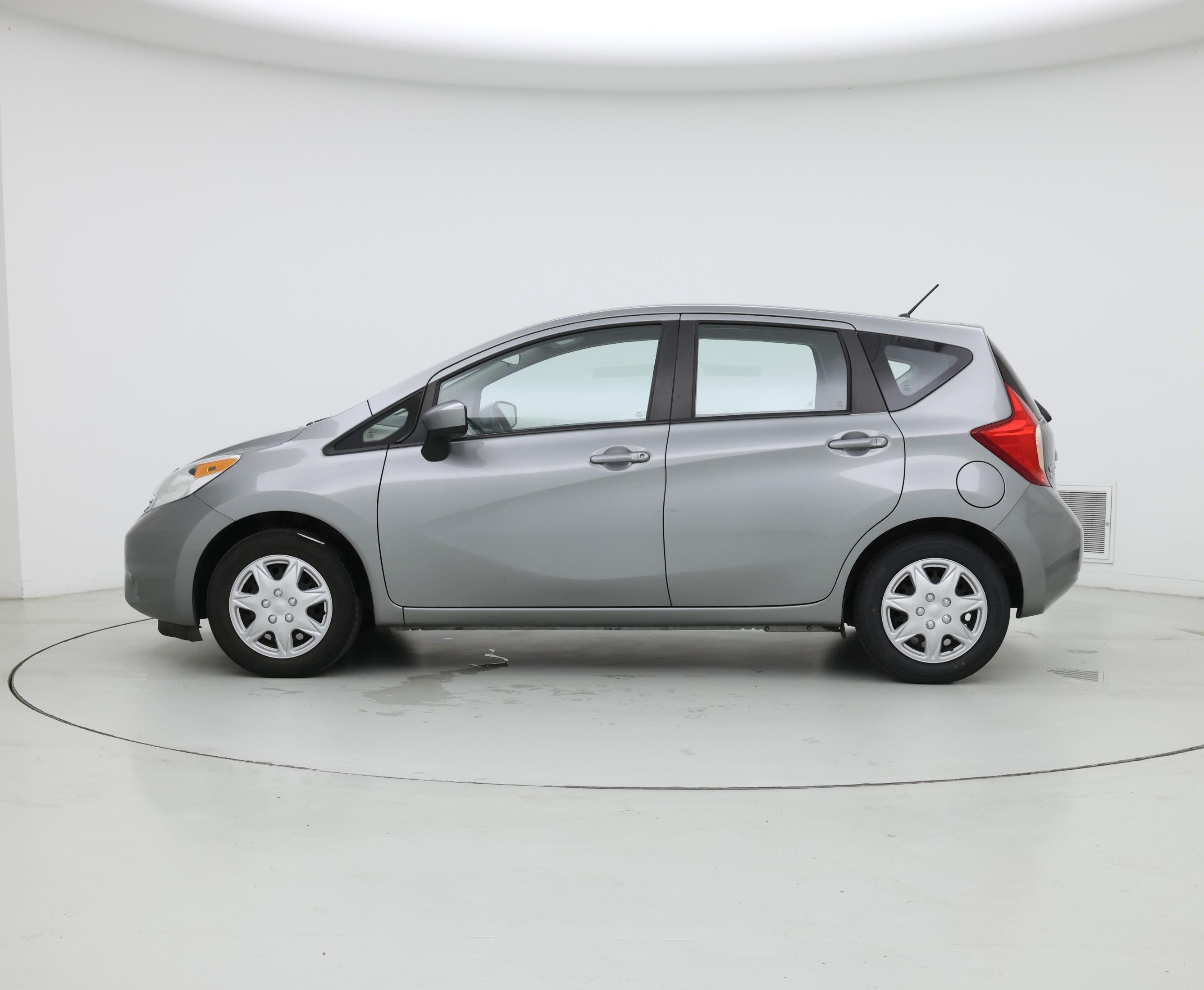 Thumbnail: 2015 Nissan Versa Note - 3