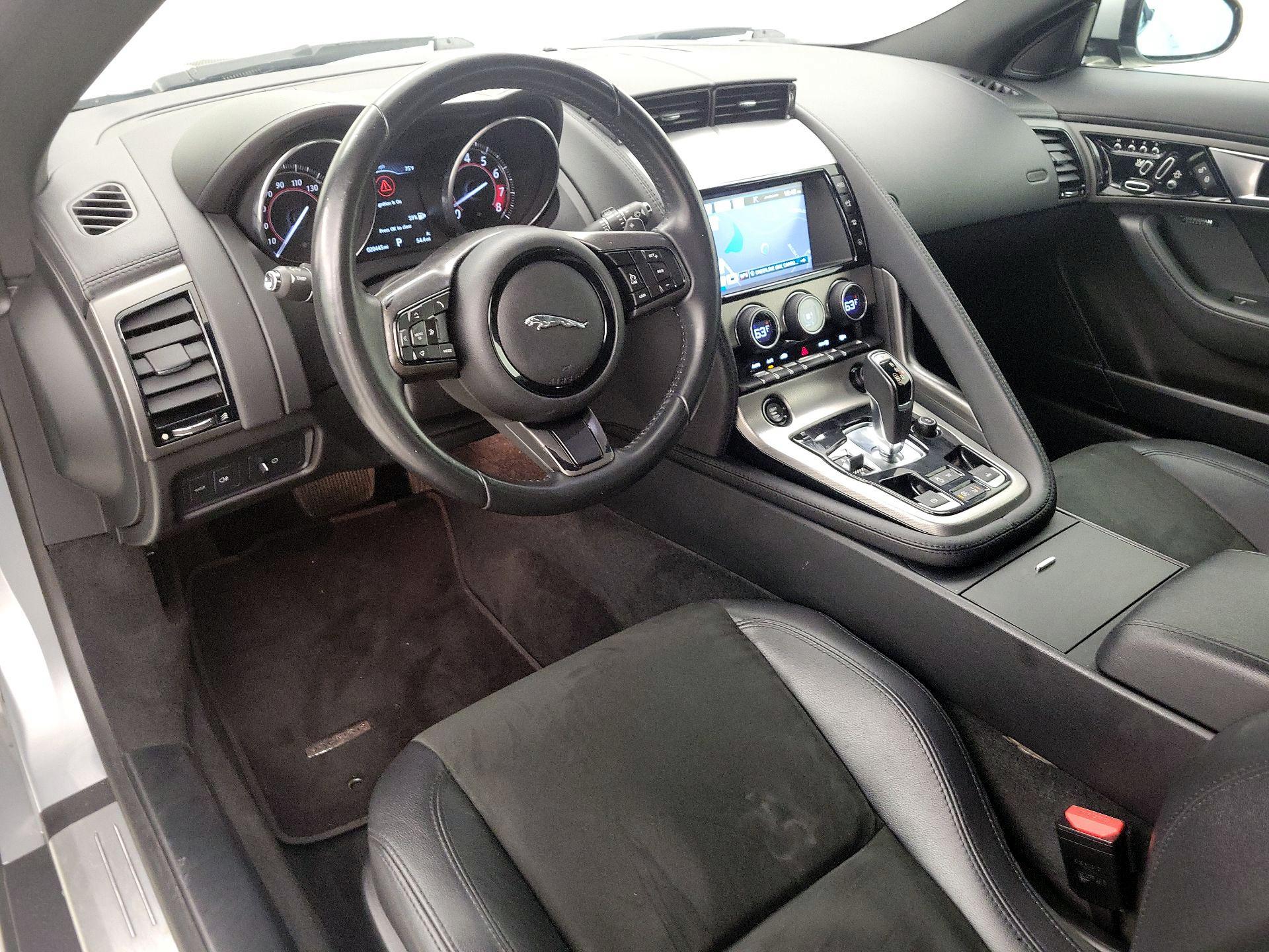 Thumbnail: 2016 Jaguar F-Type - 9