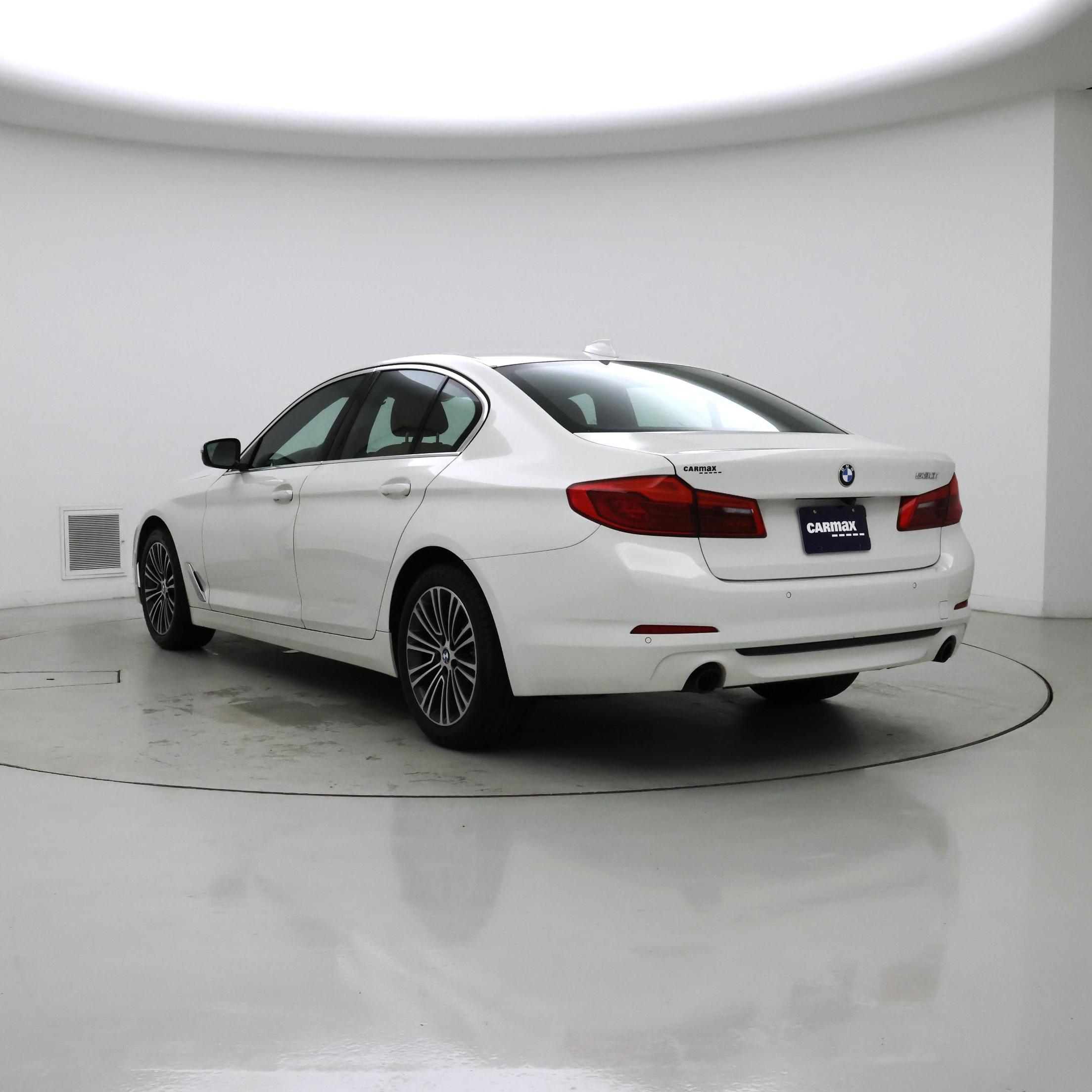 Thumbnail: 2020 BMW 5 Series - 2