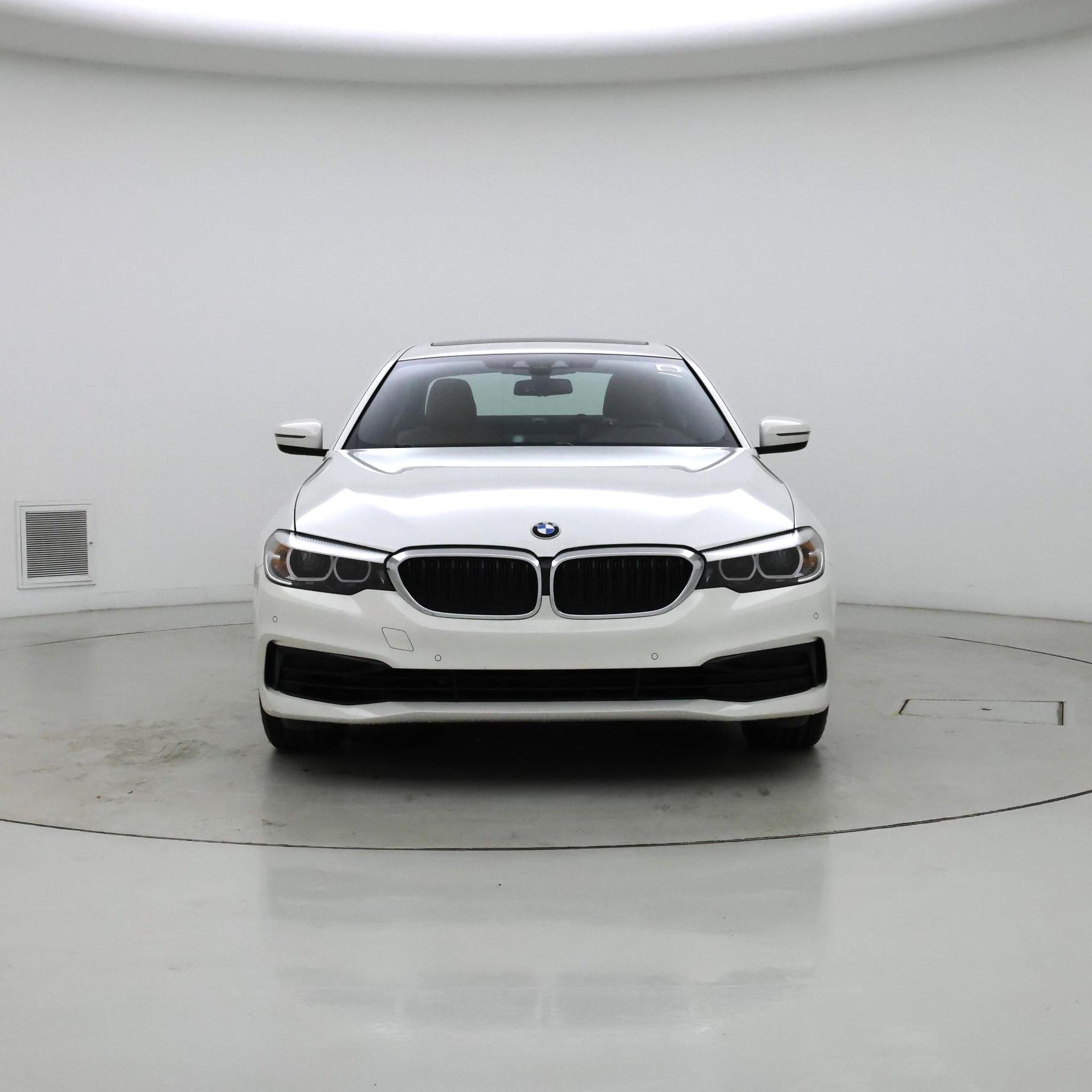 Thumbnail: 2020 BMW 5 Series - 5