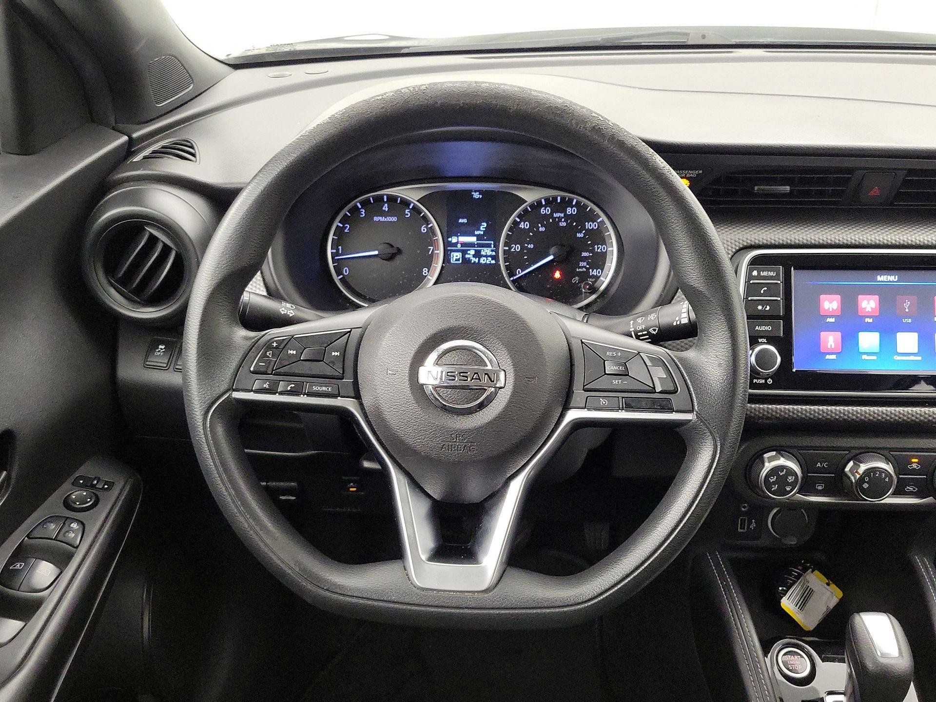 Thumbnail: 2018 Nissan Kicks - 10