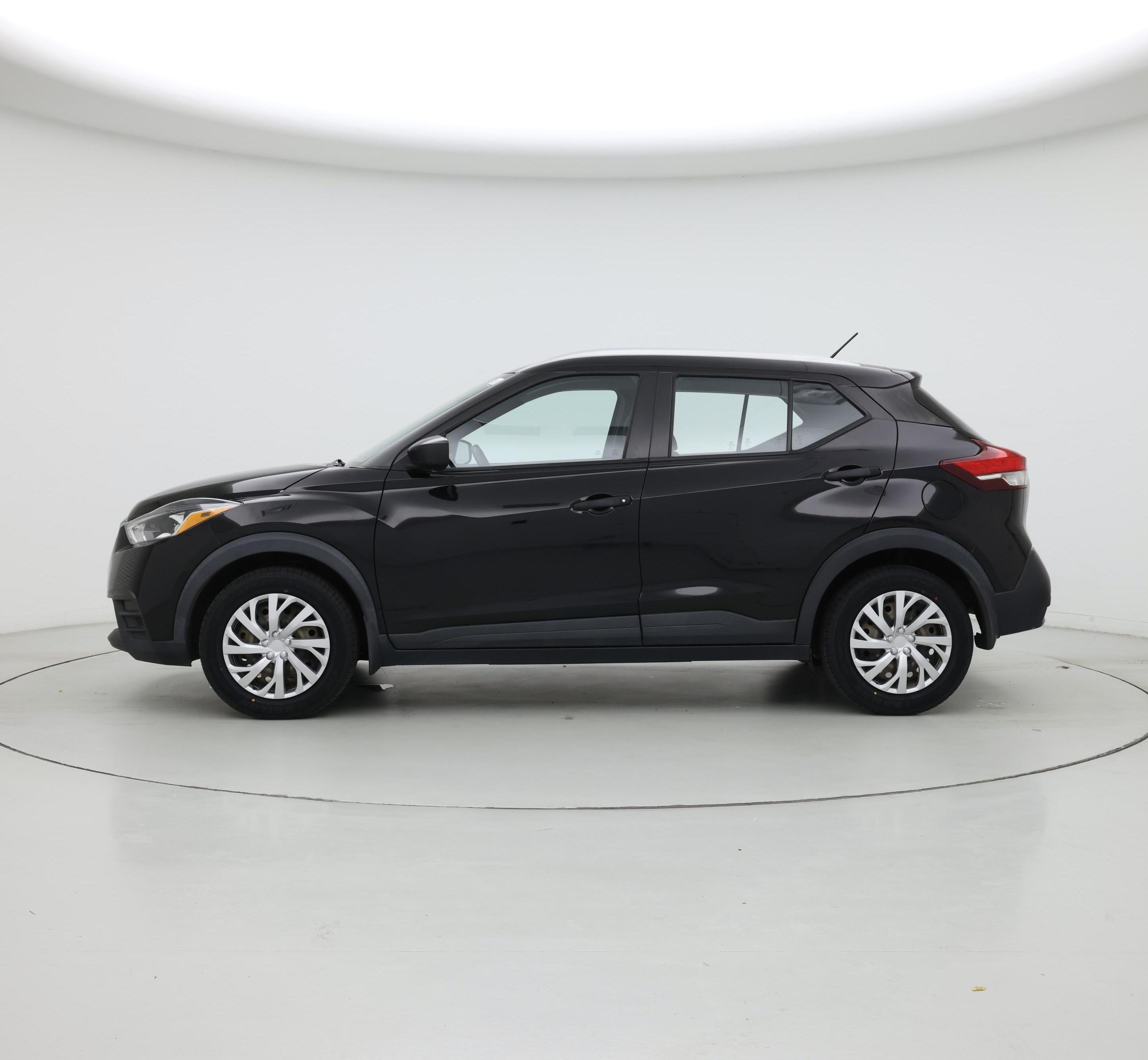 Thumbnail: 2018 Nissan Kicks - 3