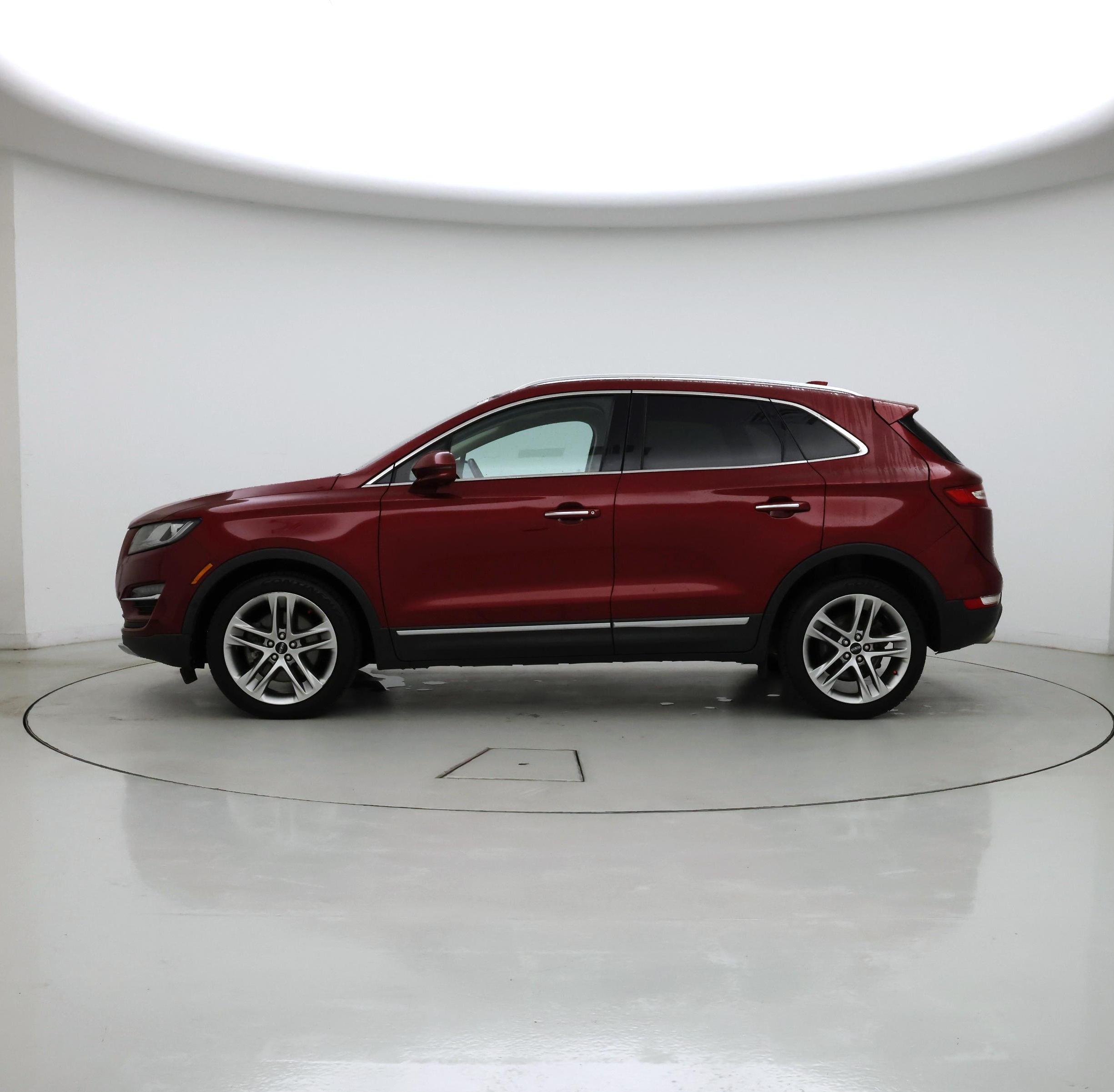 Thumbnail: 2019 Lincoln MKC - 3