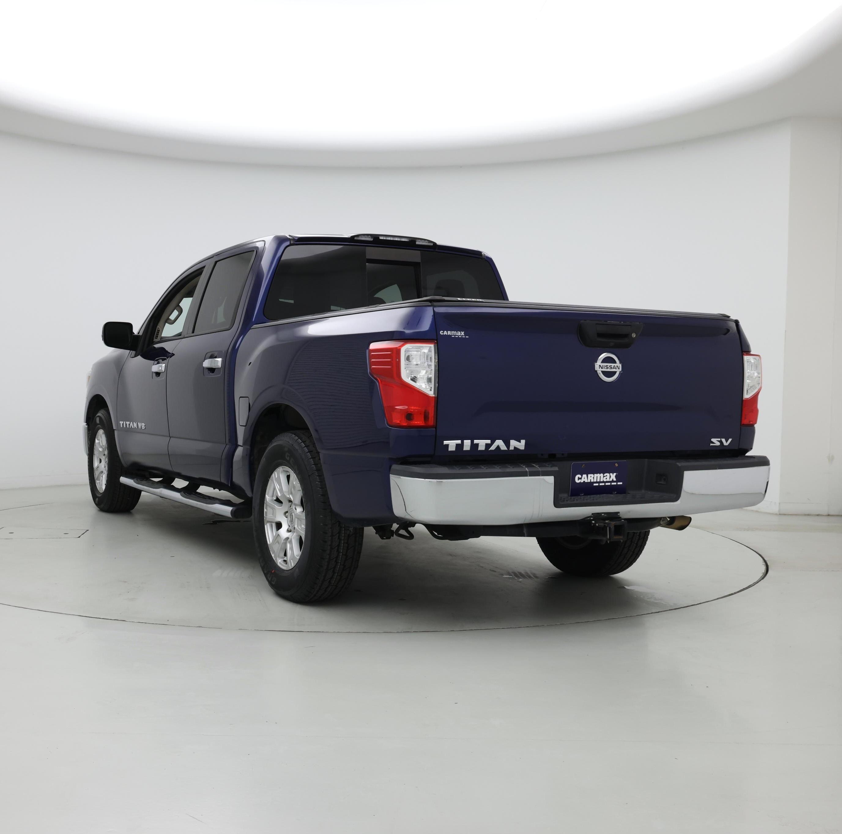 Thumbnail: 2019 Nissan Titan - 2