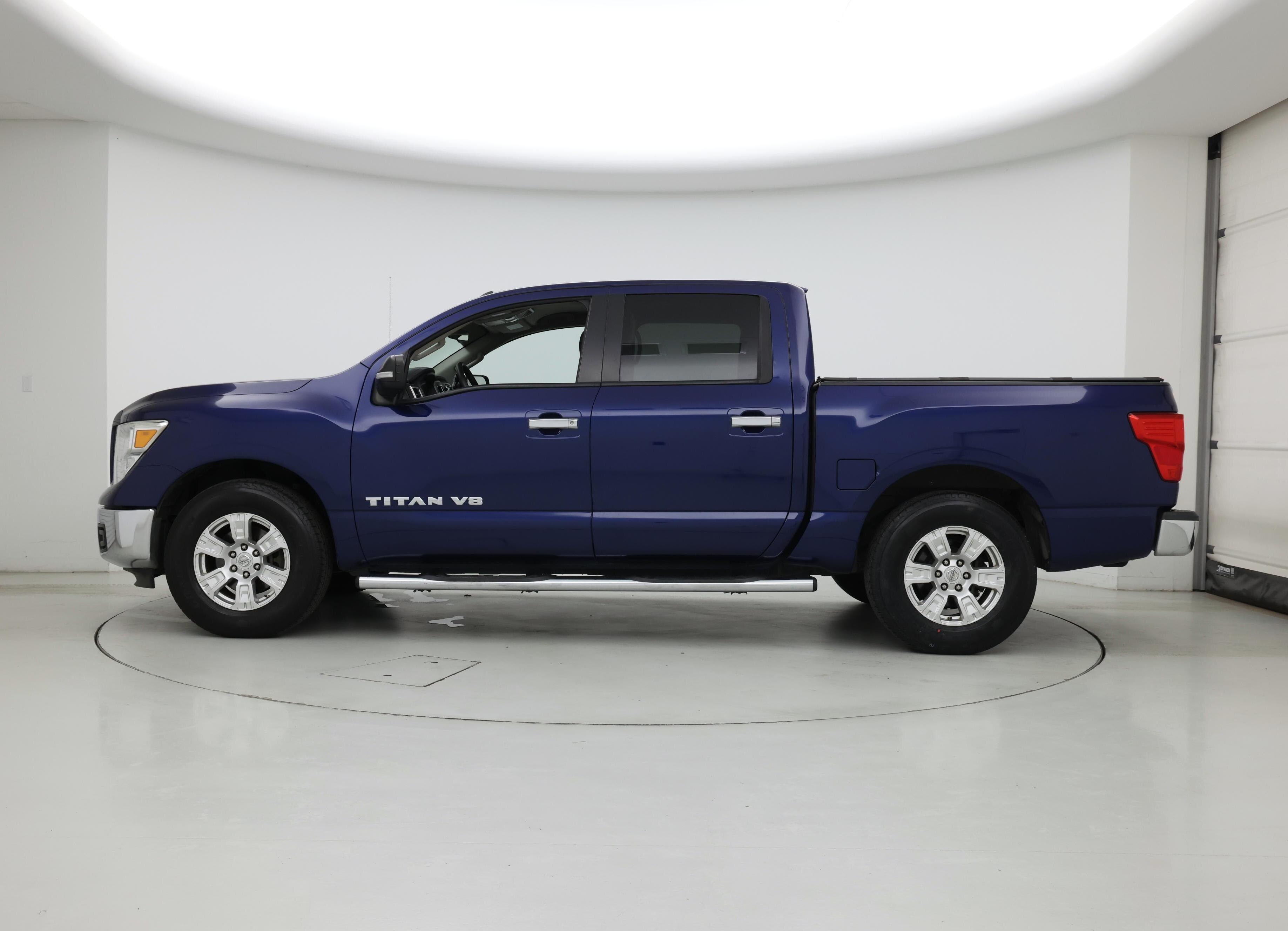 Thumbnail: 2019 Nissan Titan - 3