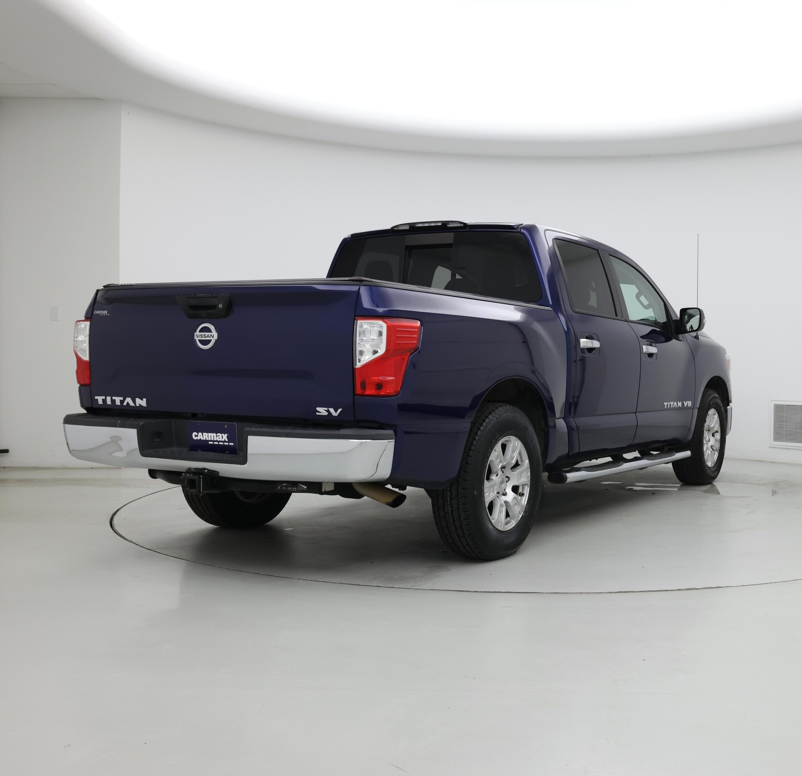 Thumbnail: 2019 Nissan Titan - 8