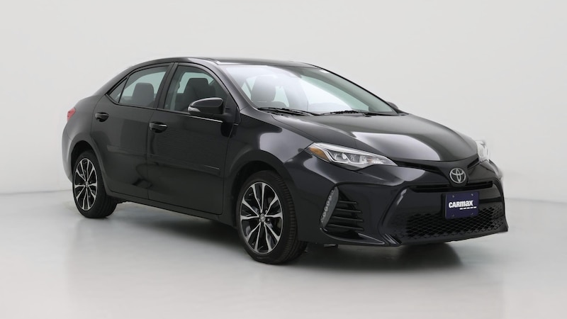 2017 Toyota Corolla SE Hero Image