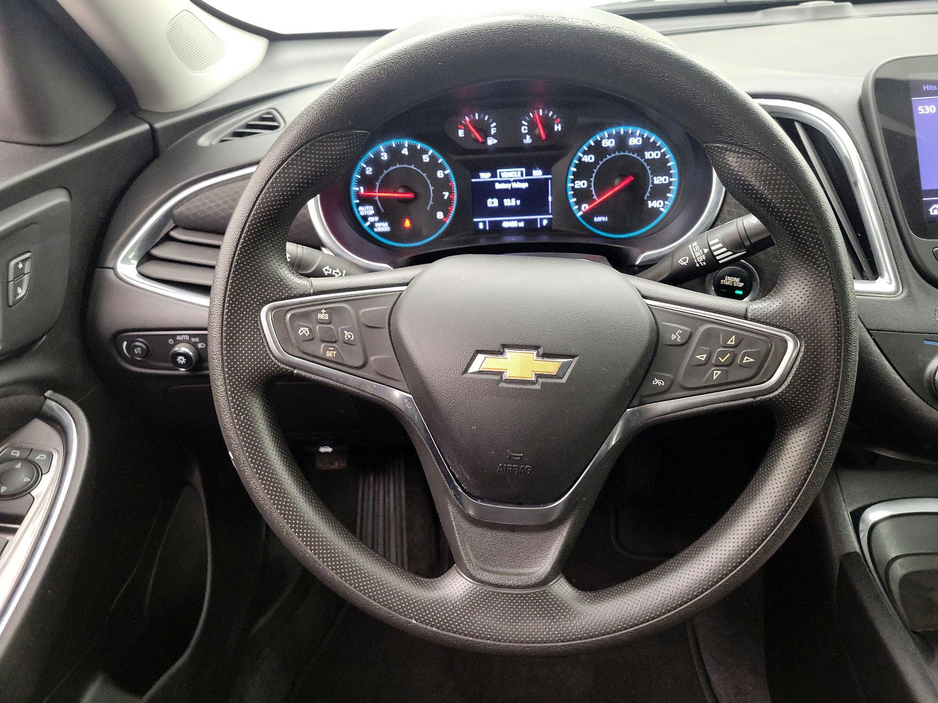 Thumbnail: 2021 Chevrolet Malibu - 10