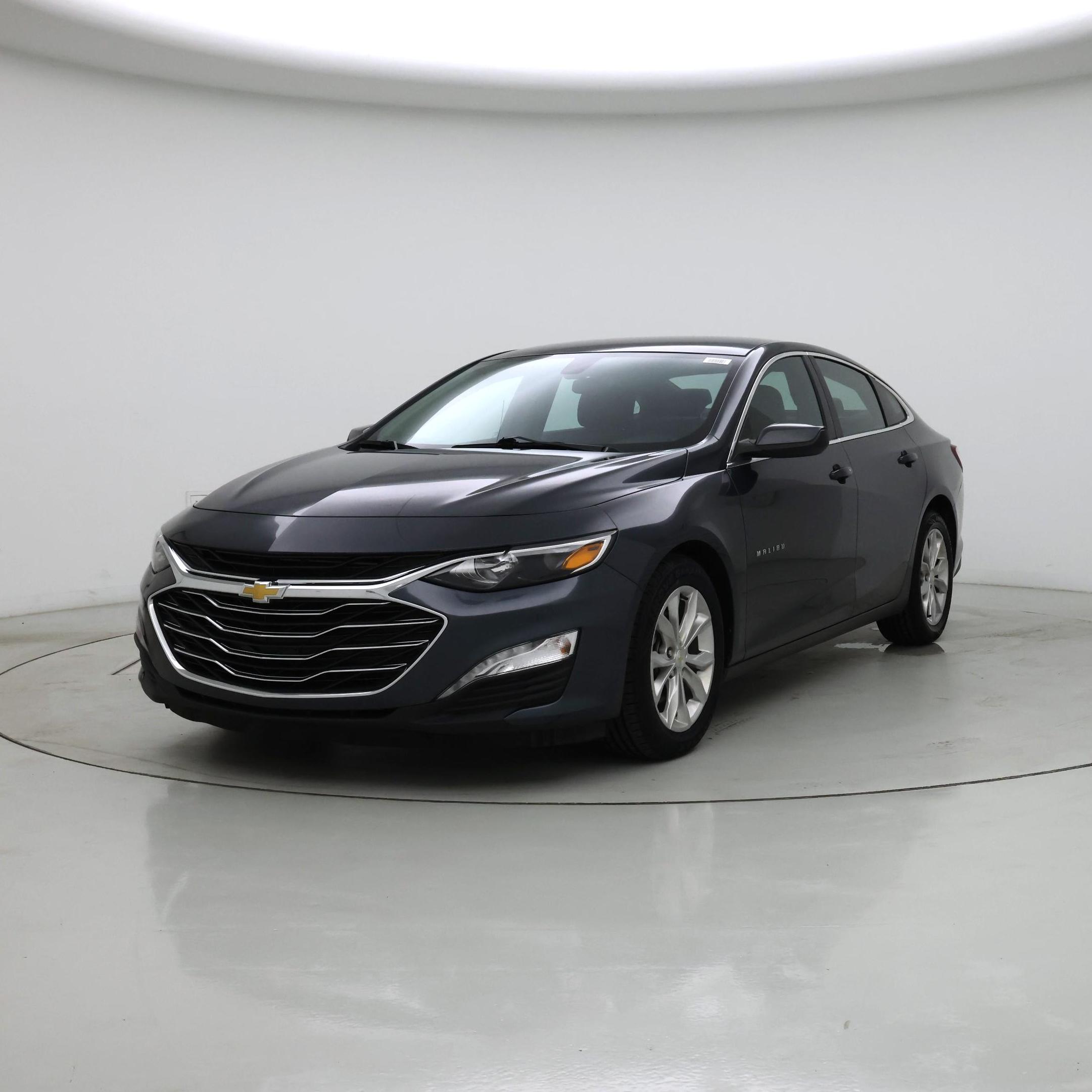 Thumbnail: 2021 Chevrolet Malibu - 4