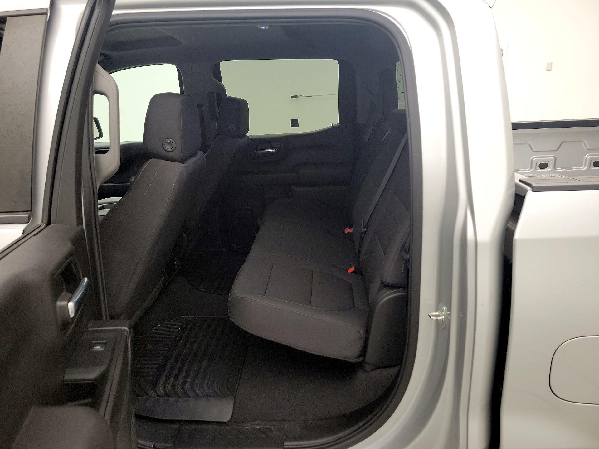 Thumbnail: 2021 Chevrolet Silverado 1500 - 19