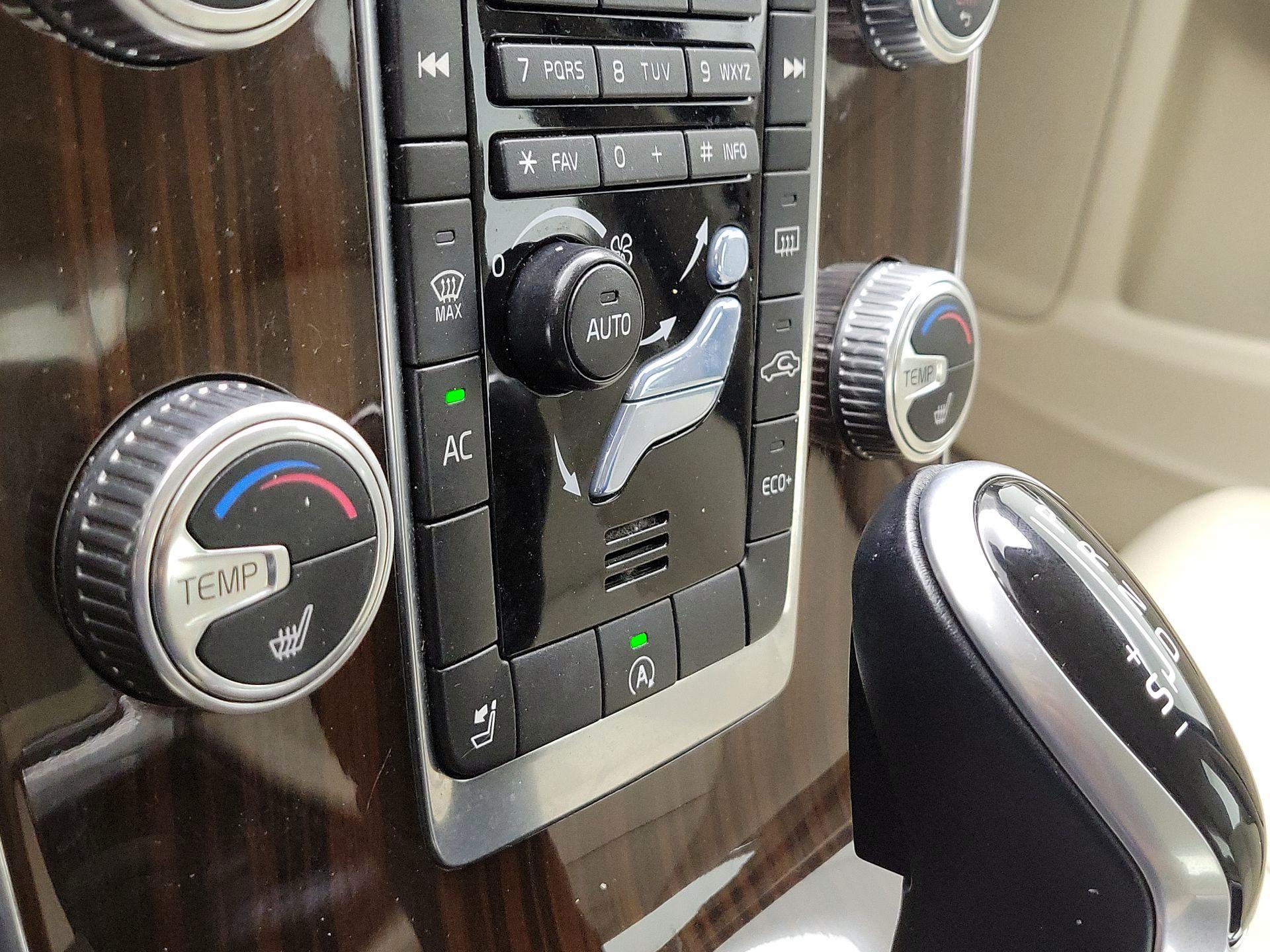 Thumbnail: 2016 Volvo S60 - 15